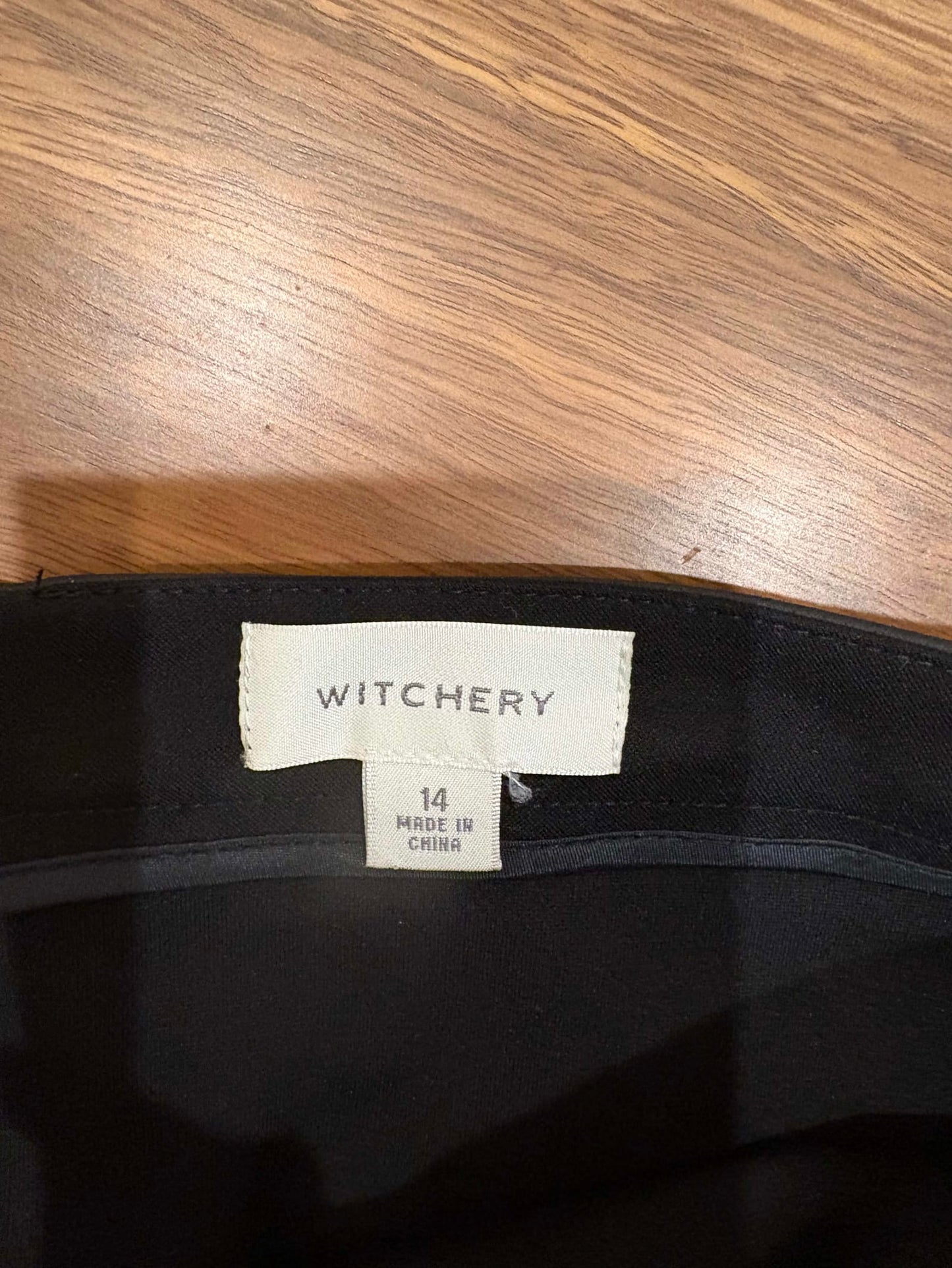 173645
