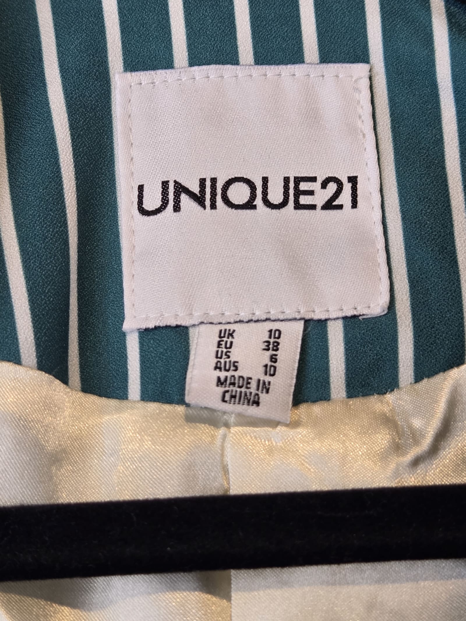181505