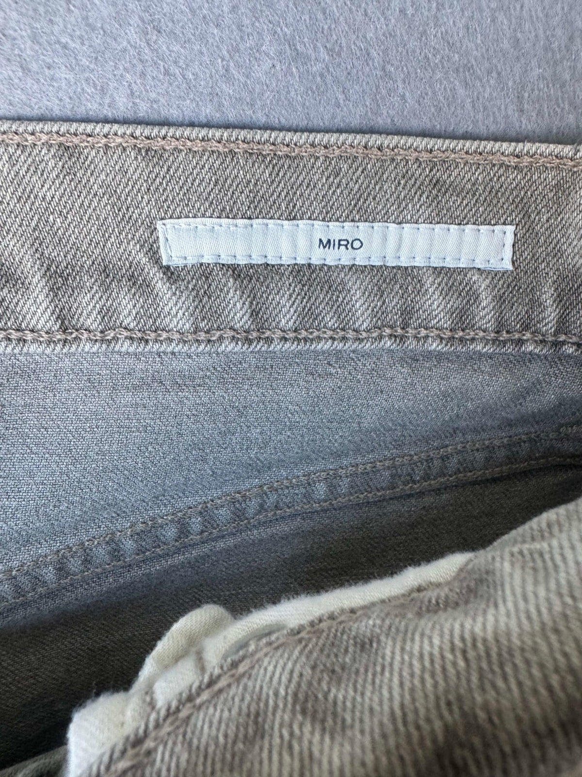 225268