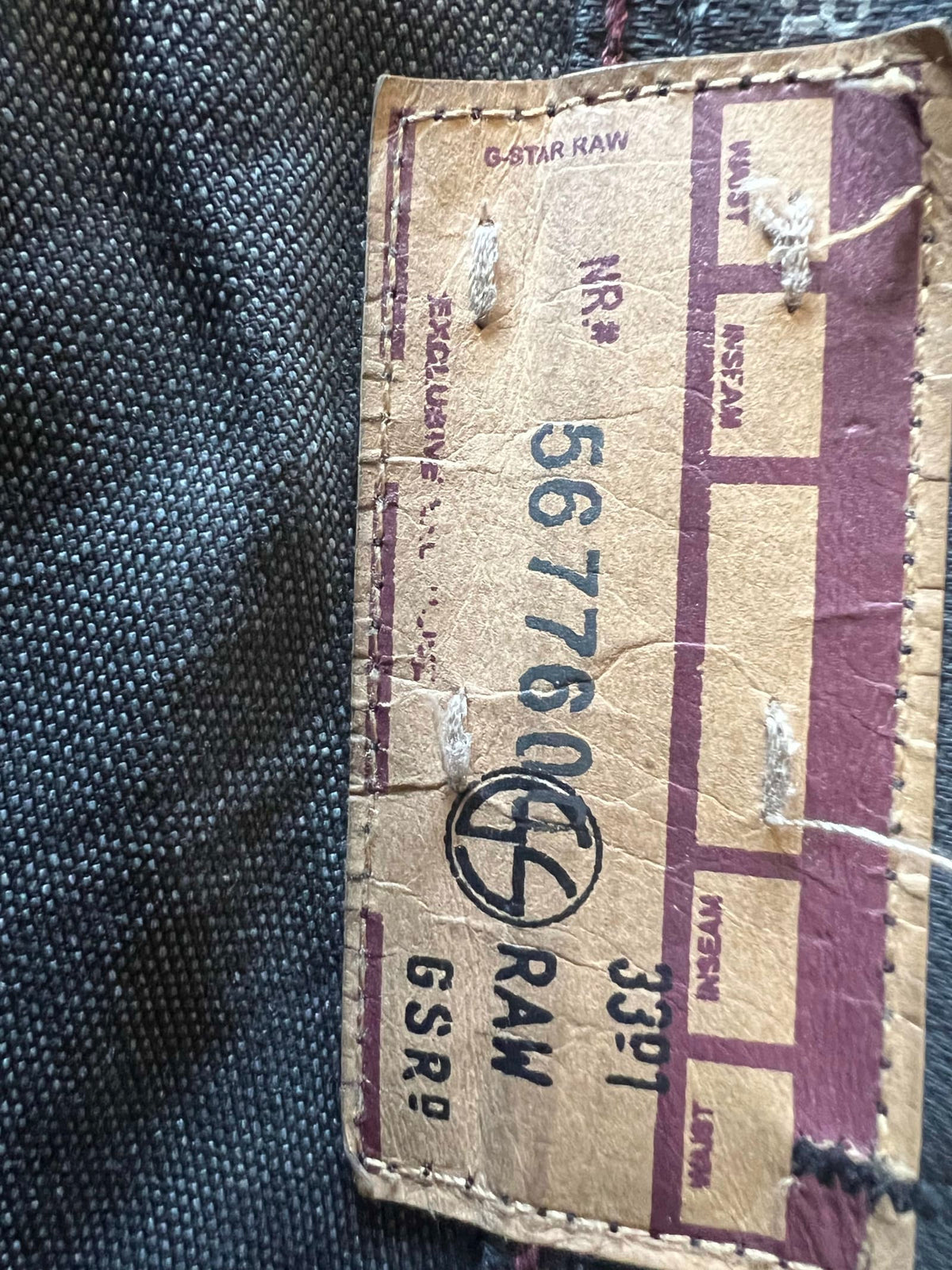 211816
