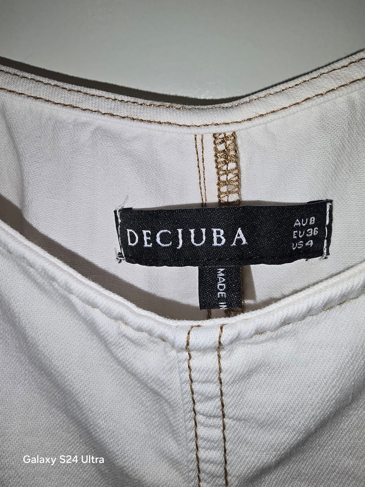 81823
