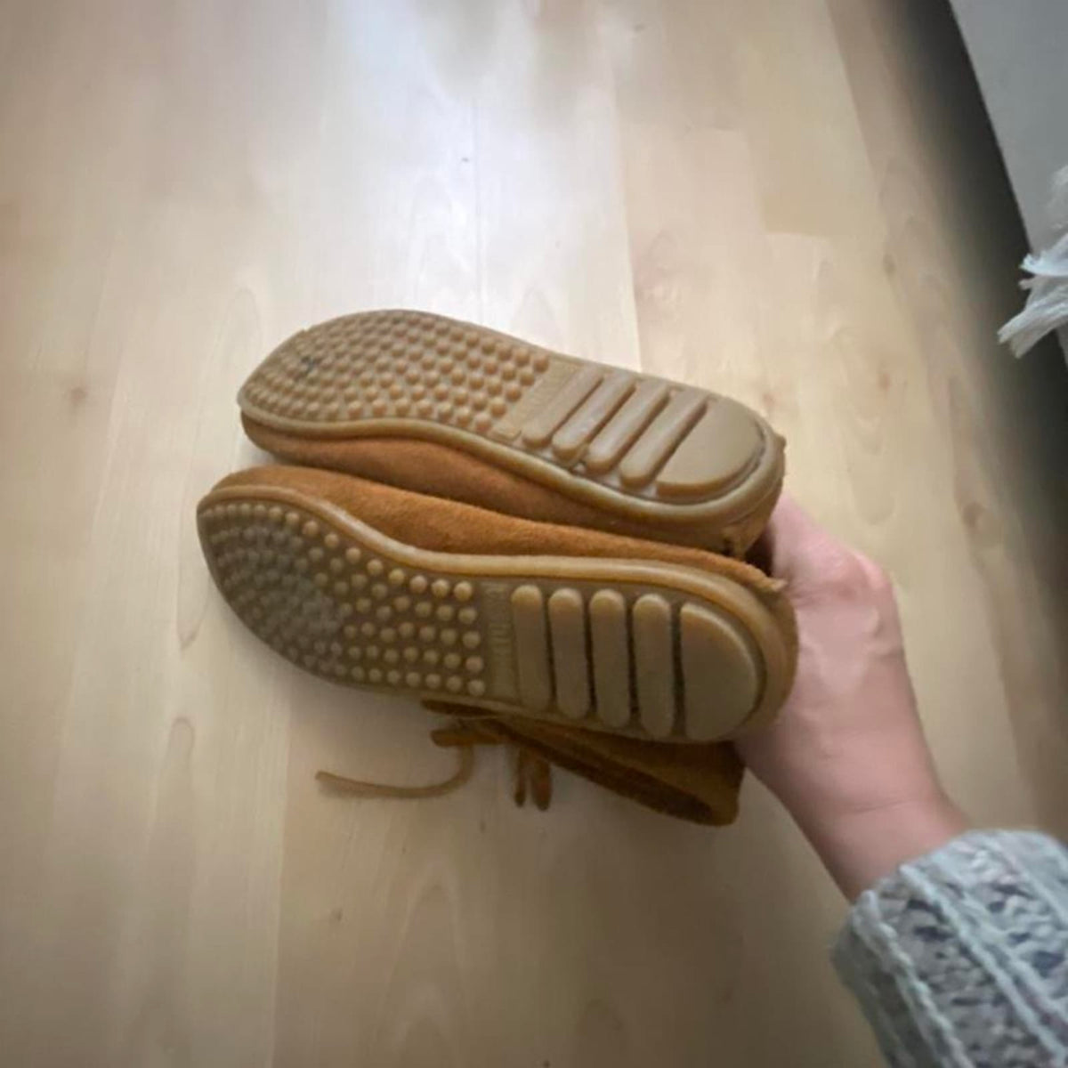 217354
