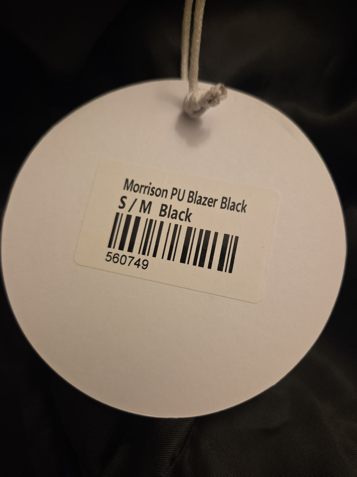 218323