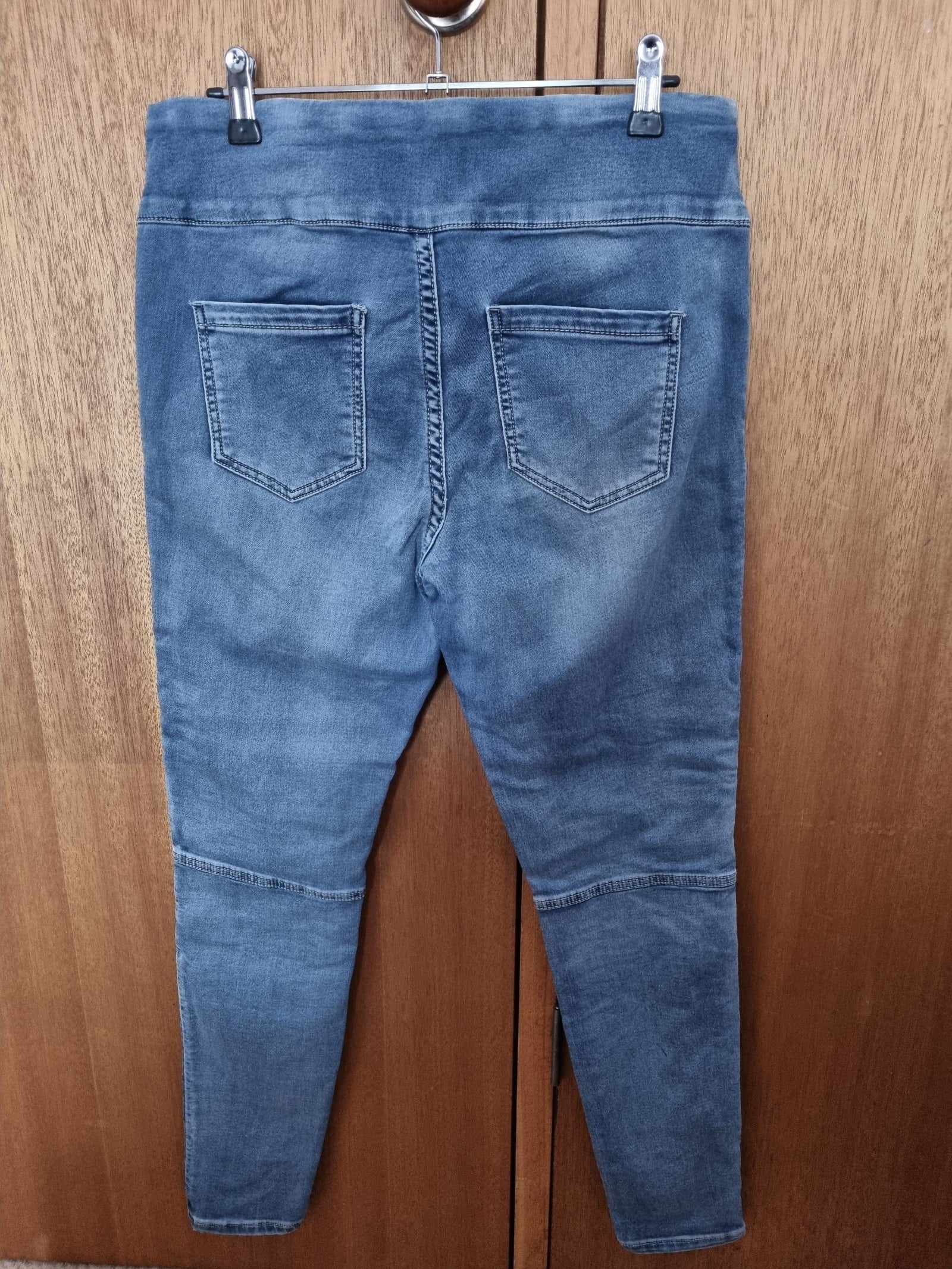 81973