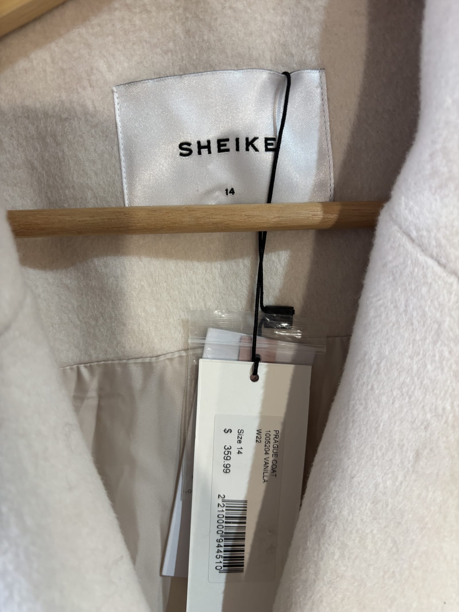 167587