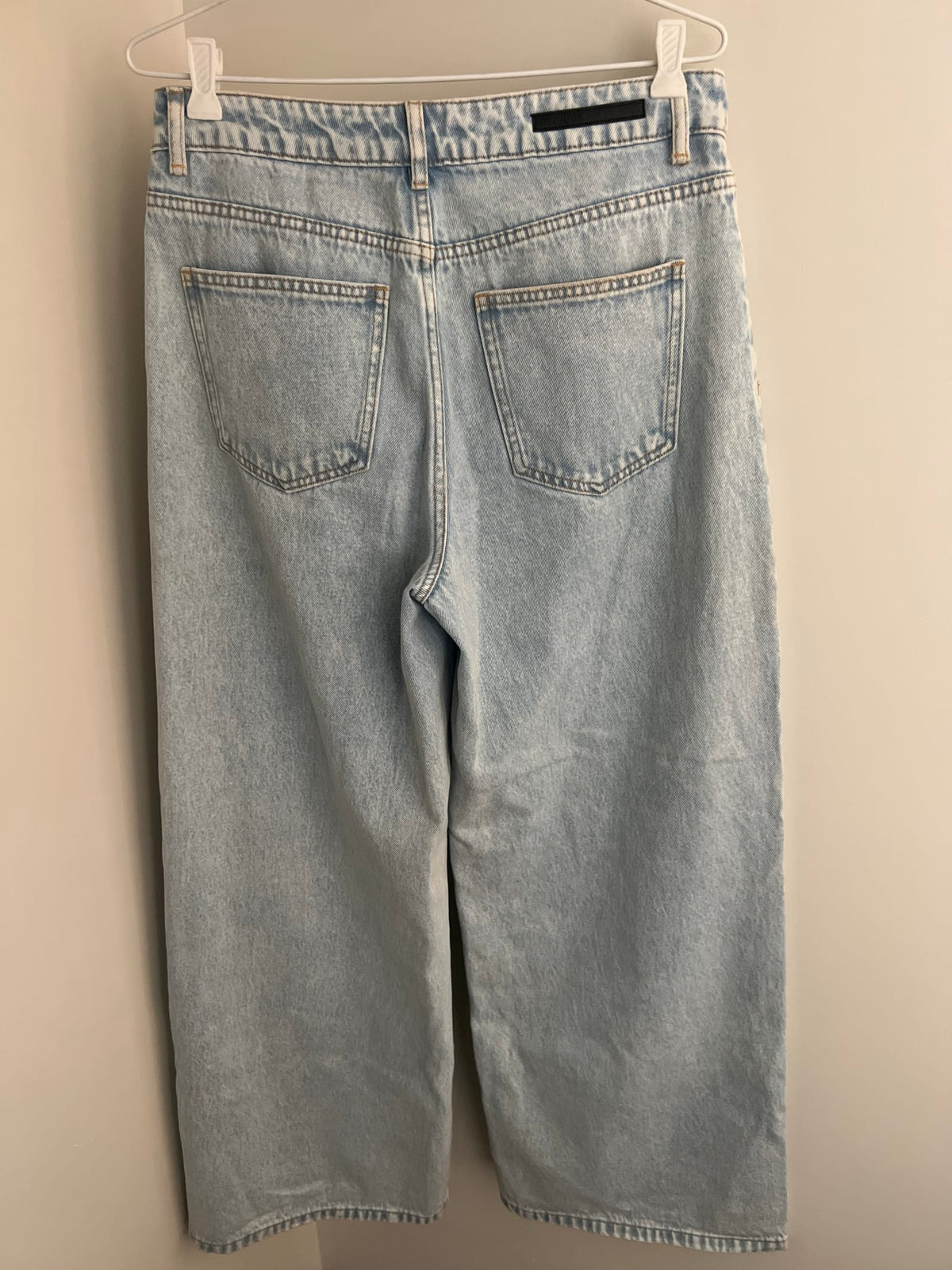 213948