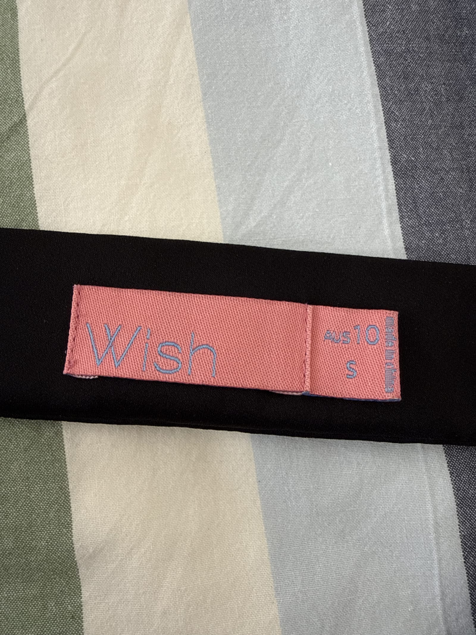 114739