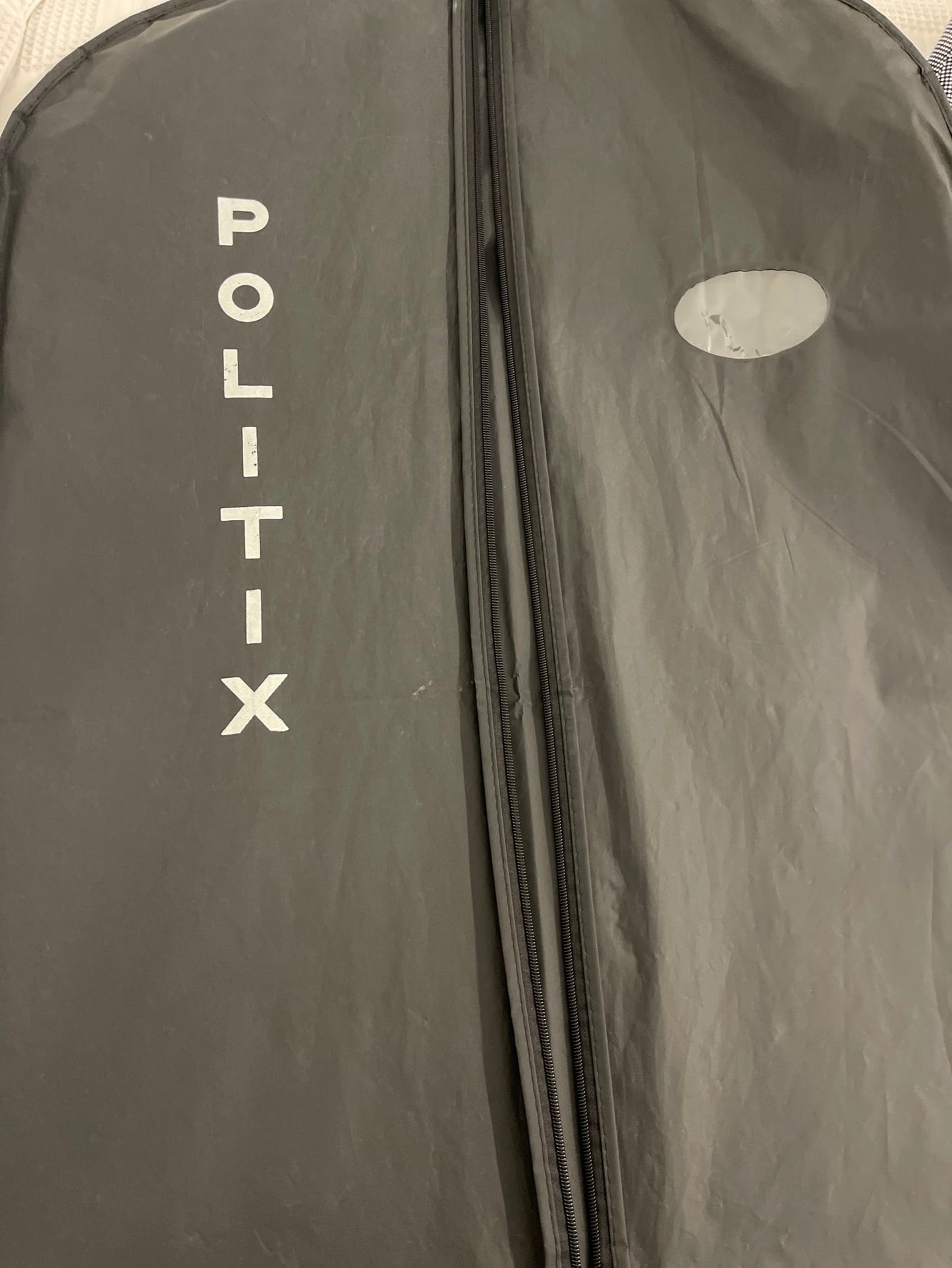 141963