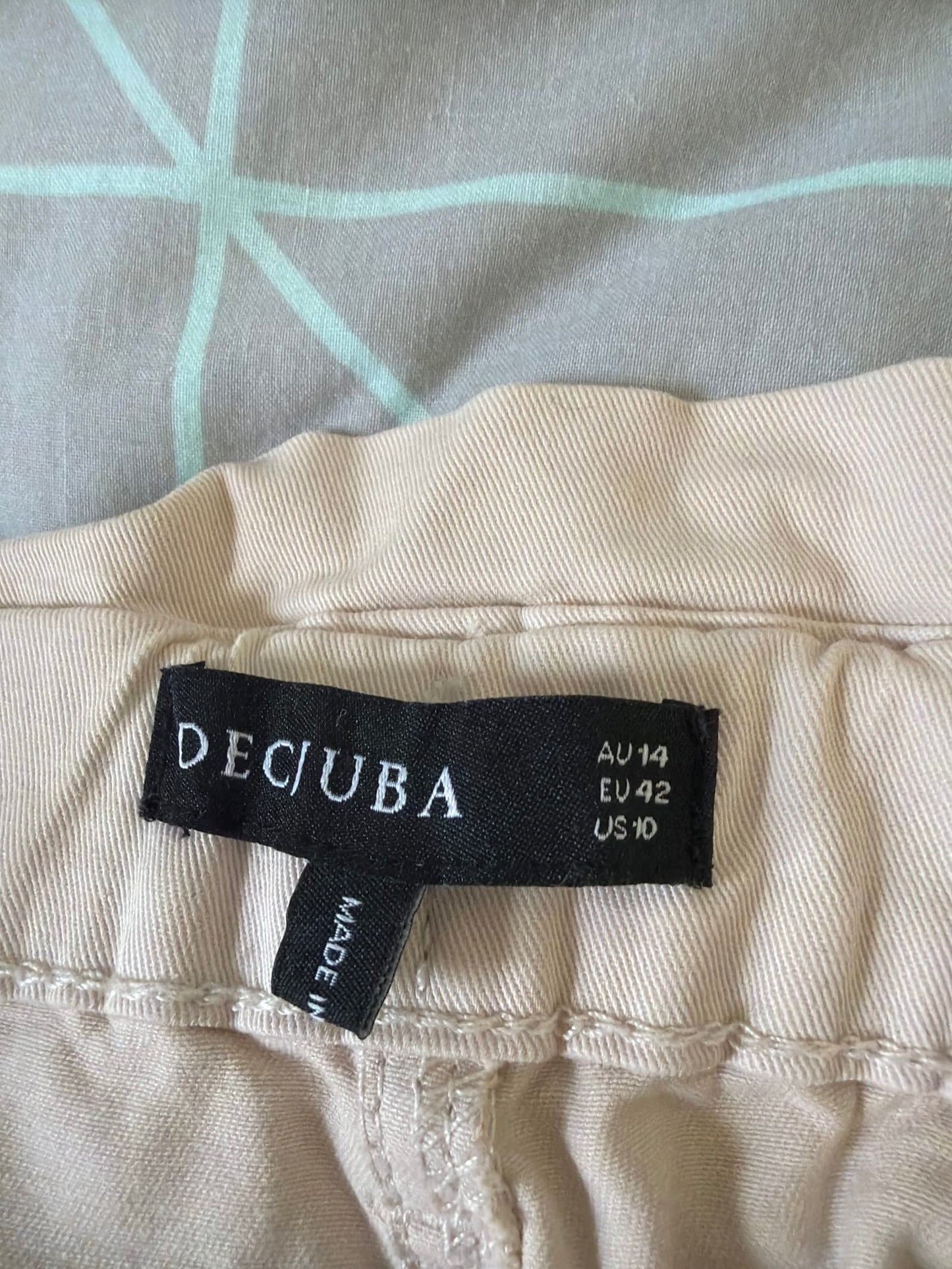 93816