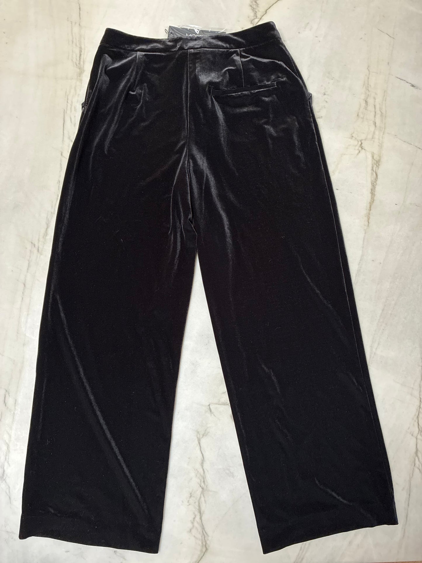 113996