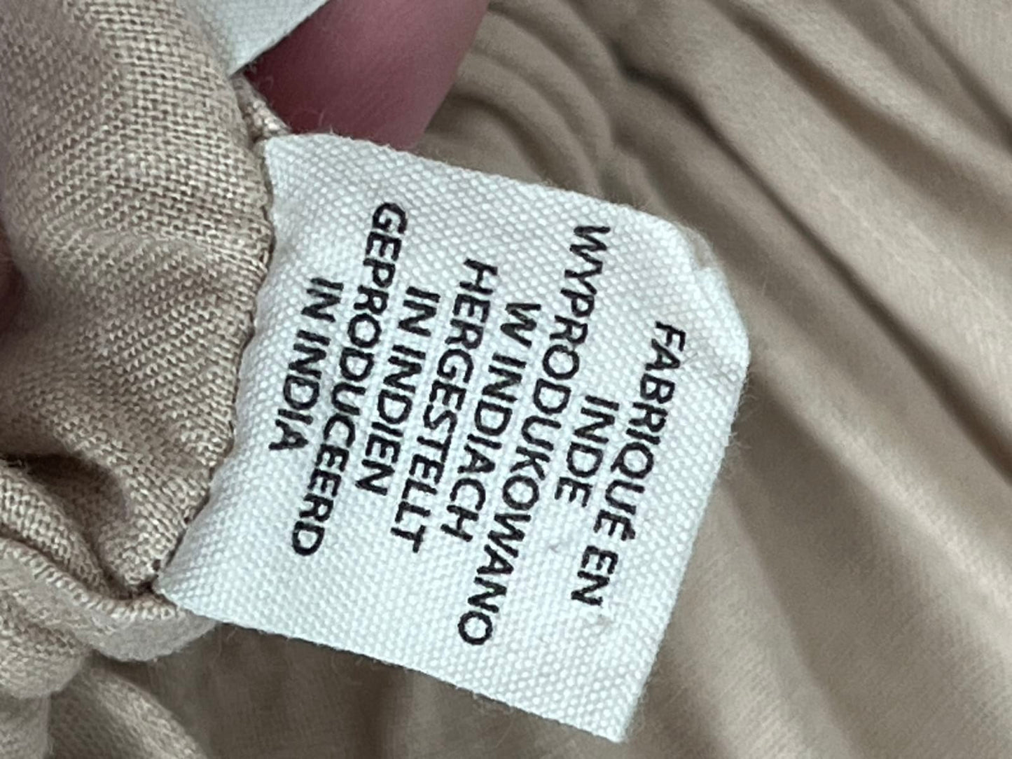 195807
