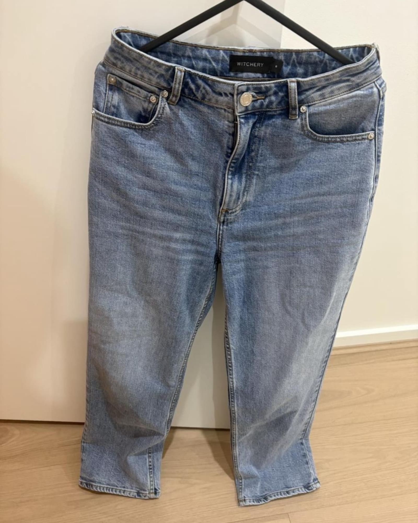 98425