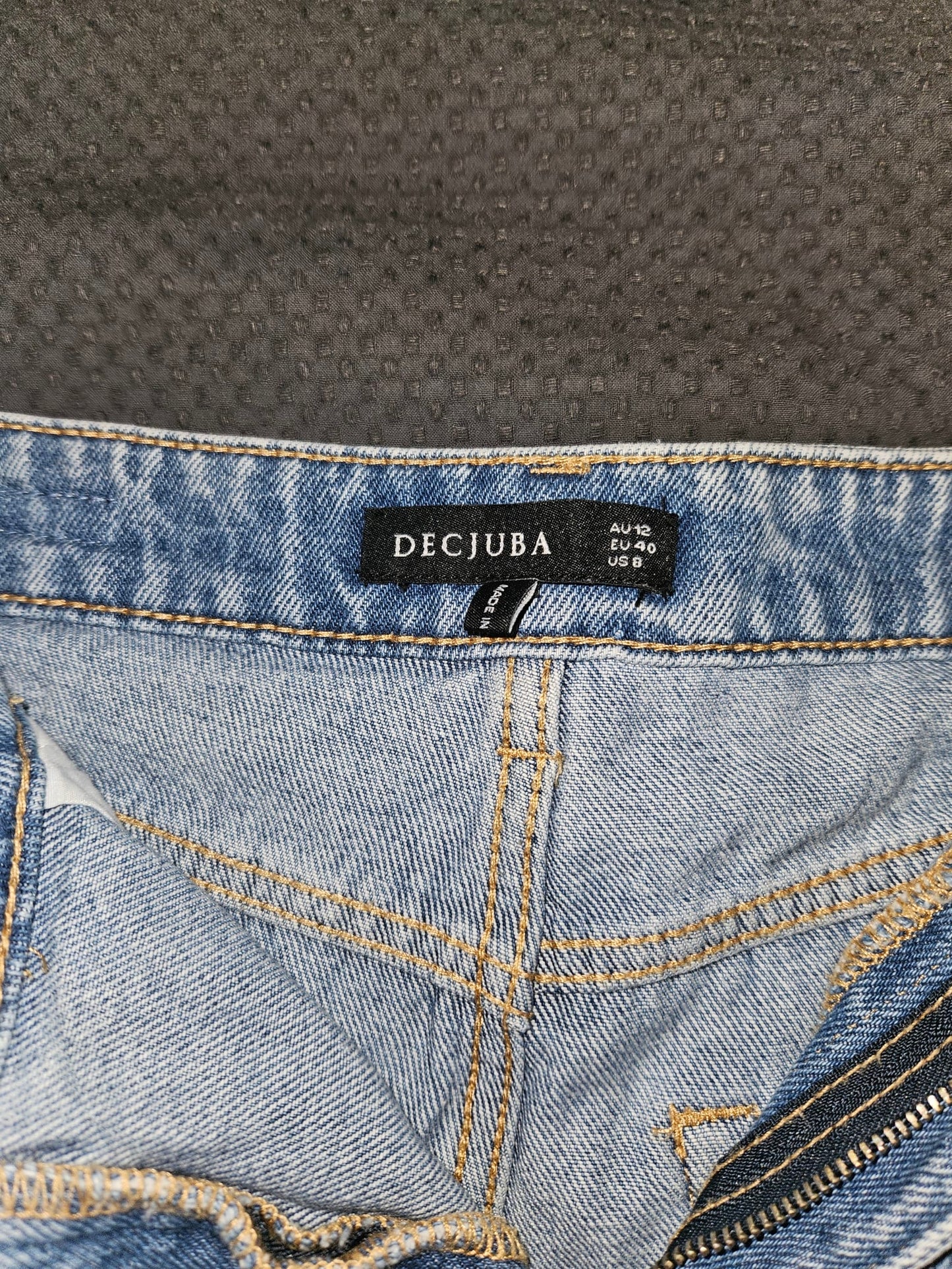 123499