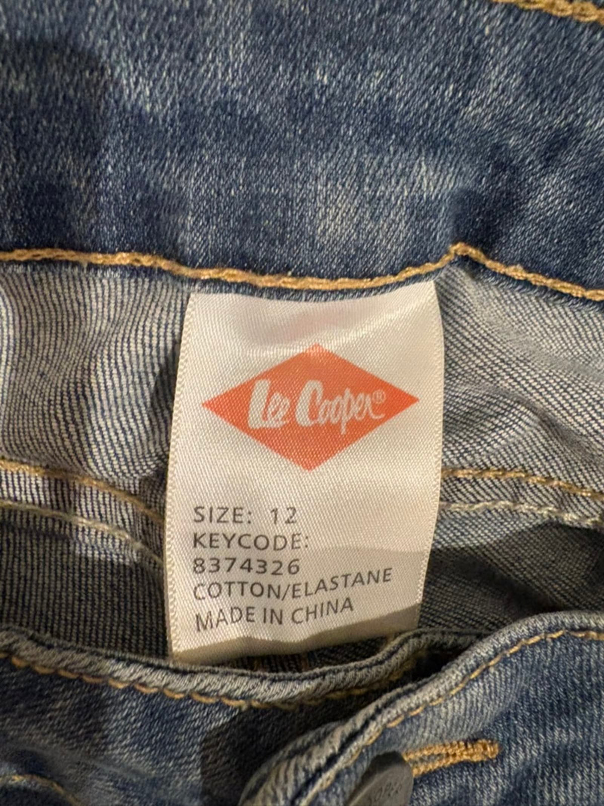217017