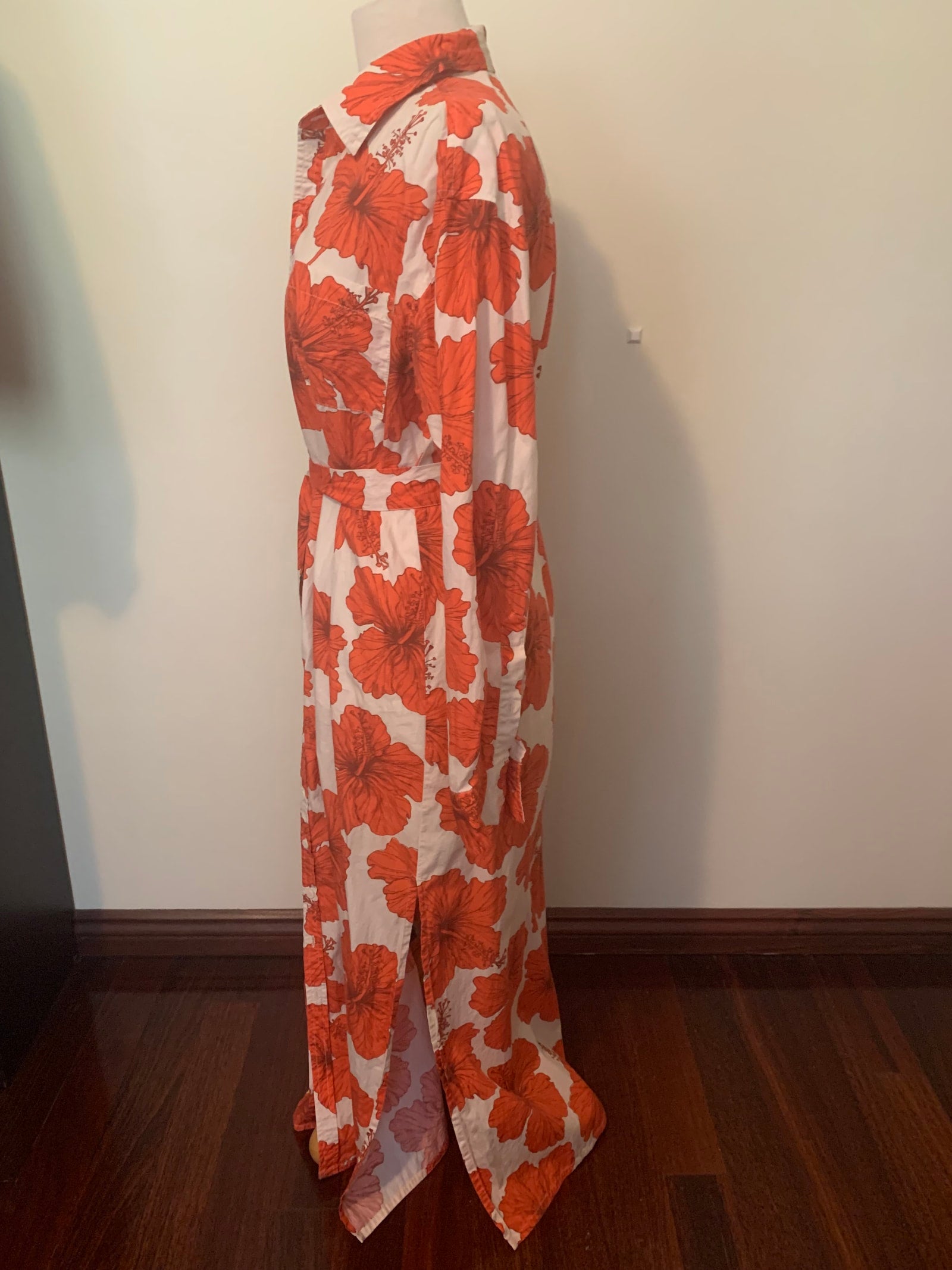 100526