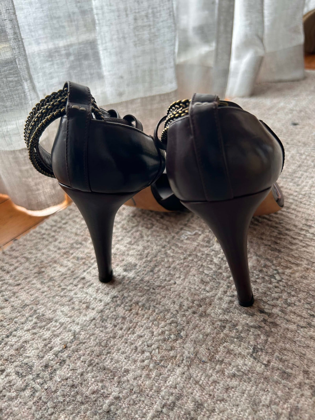 220734