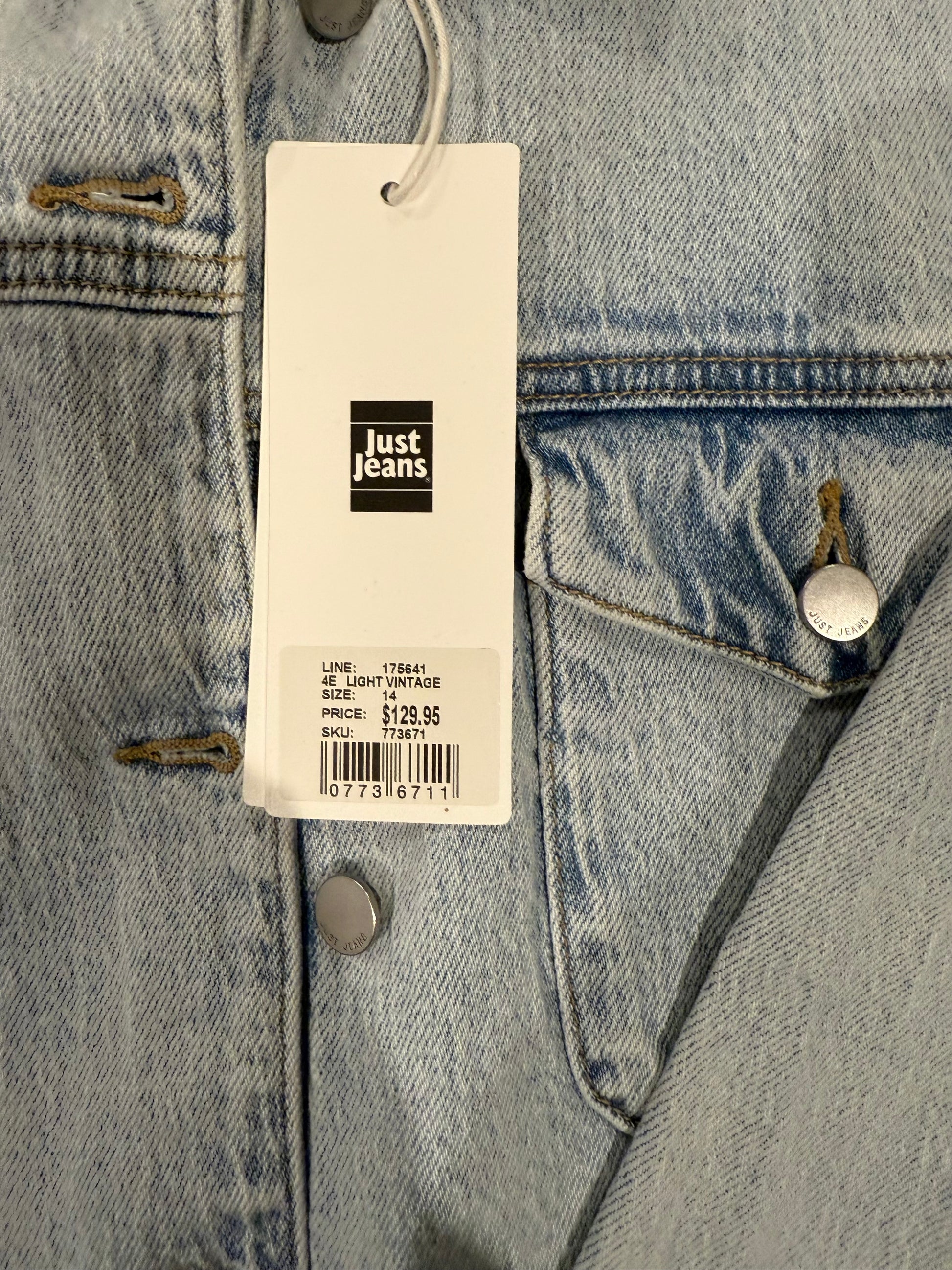 20895
