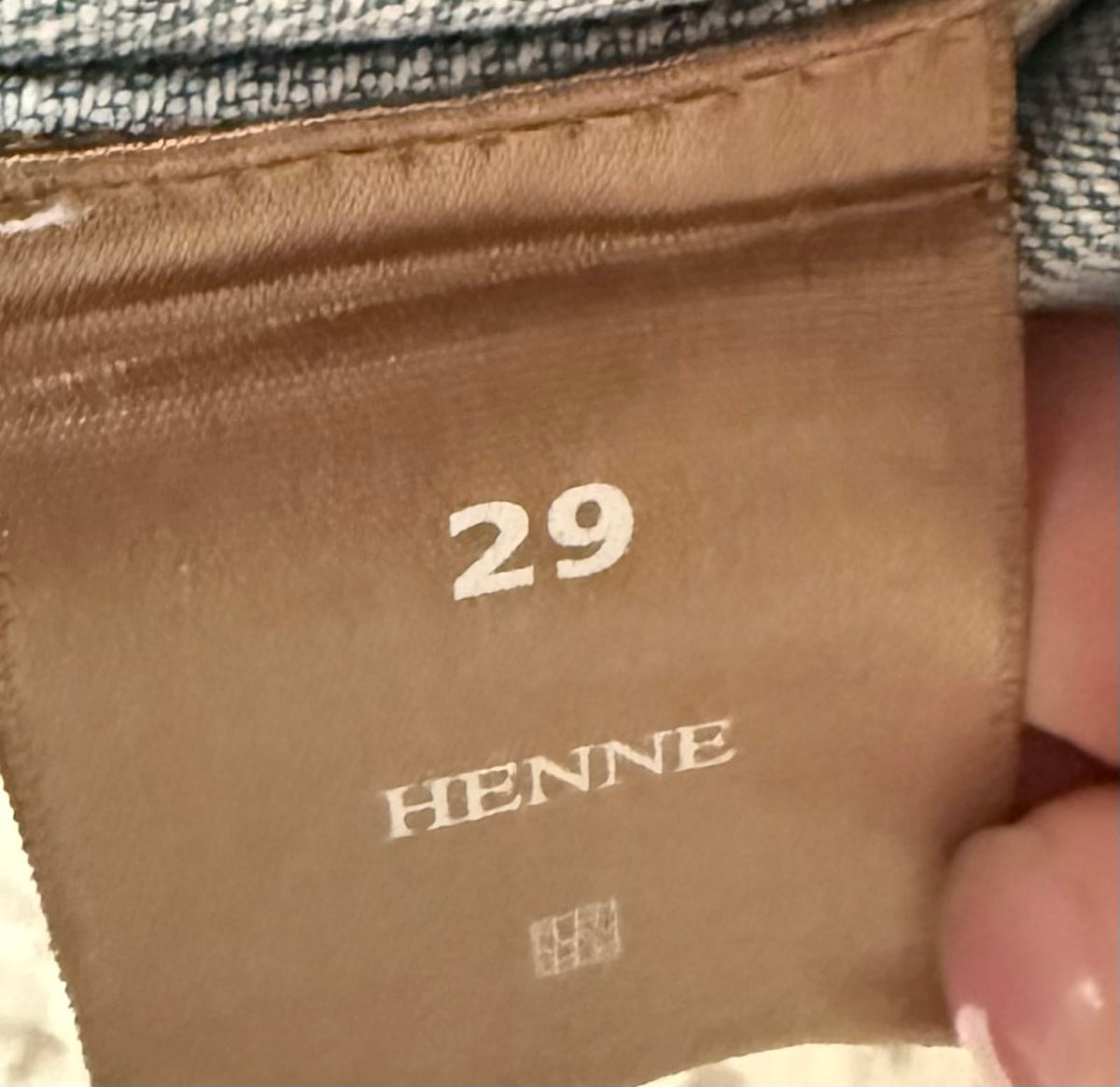 192857
