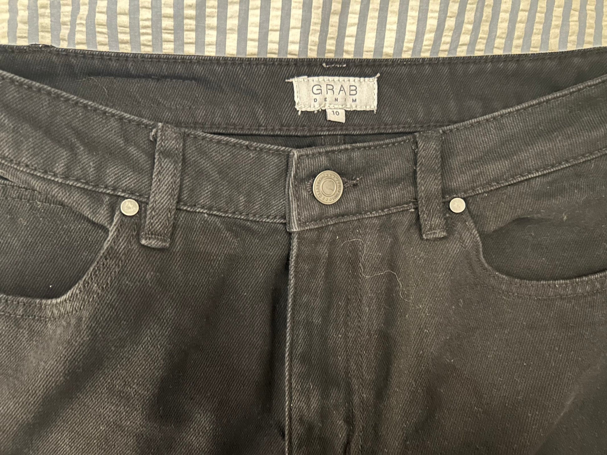 153350