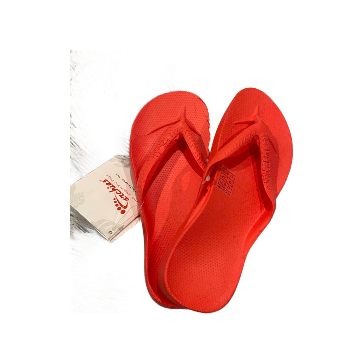 221733