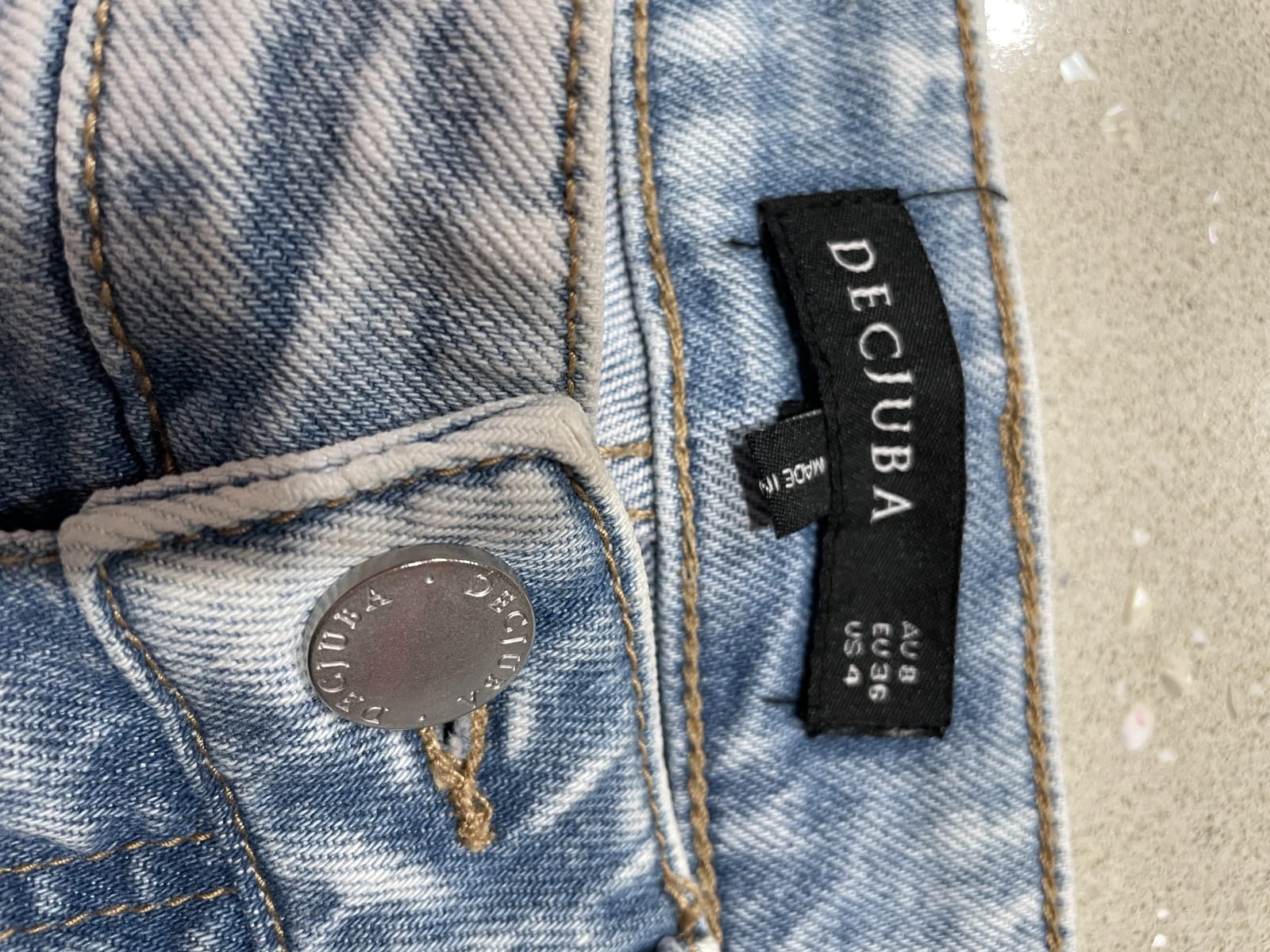 89284