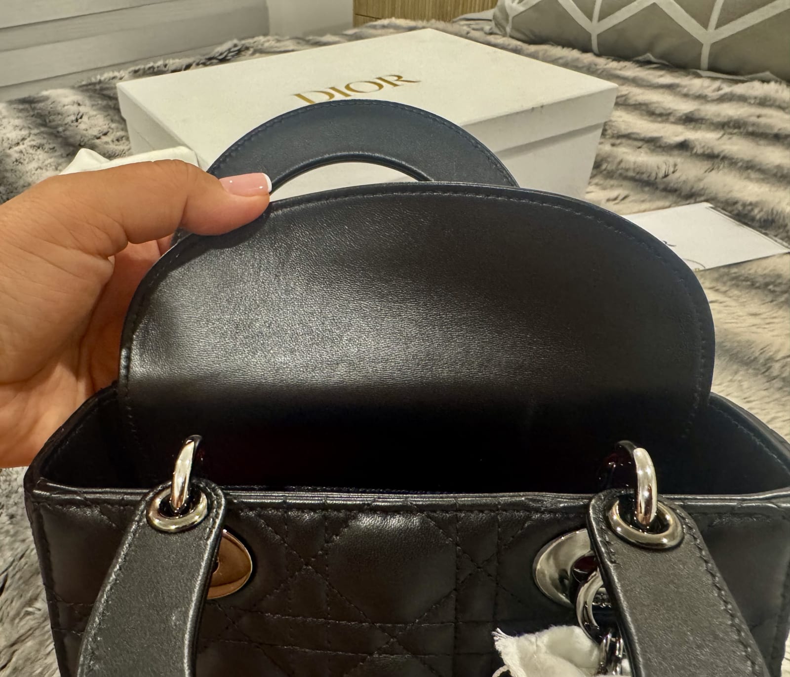 101905