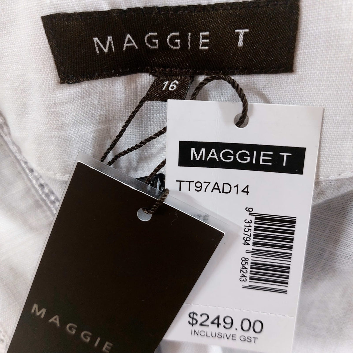 207703