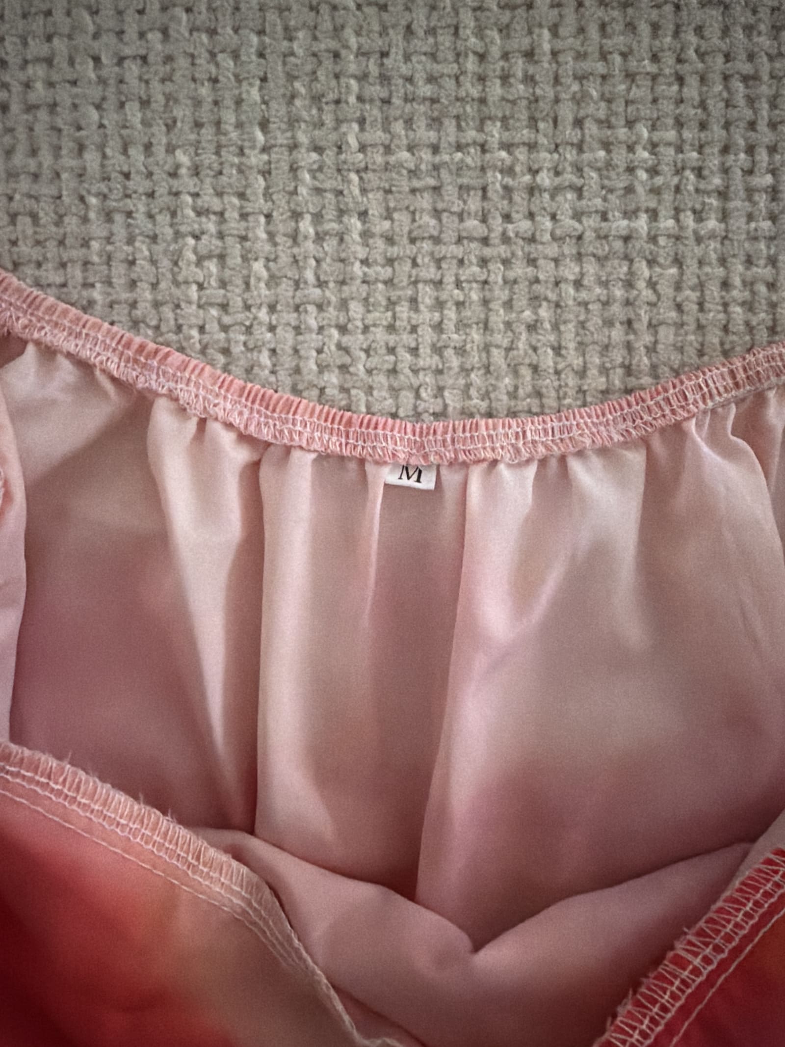110568