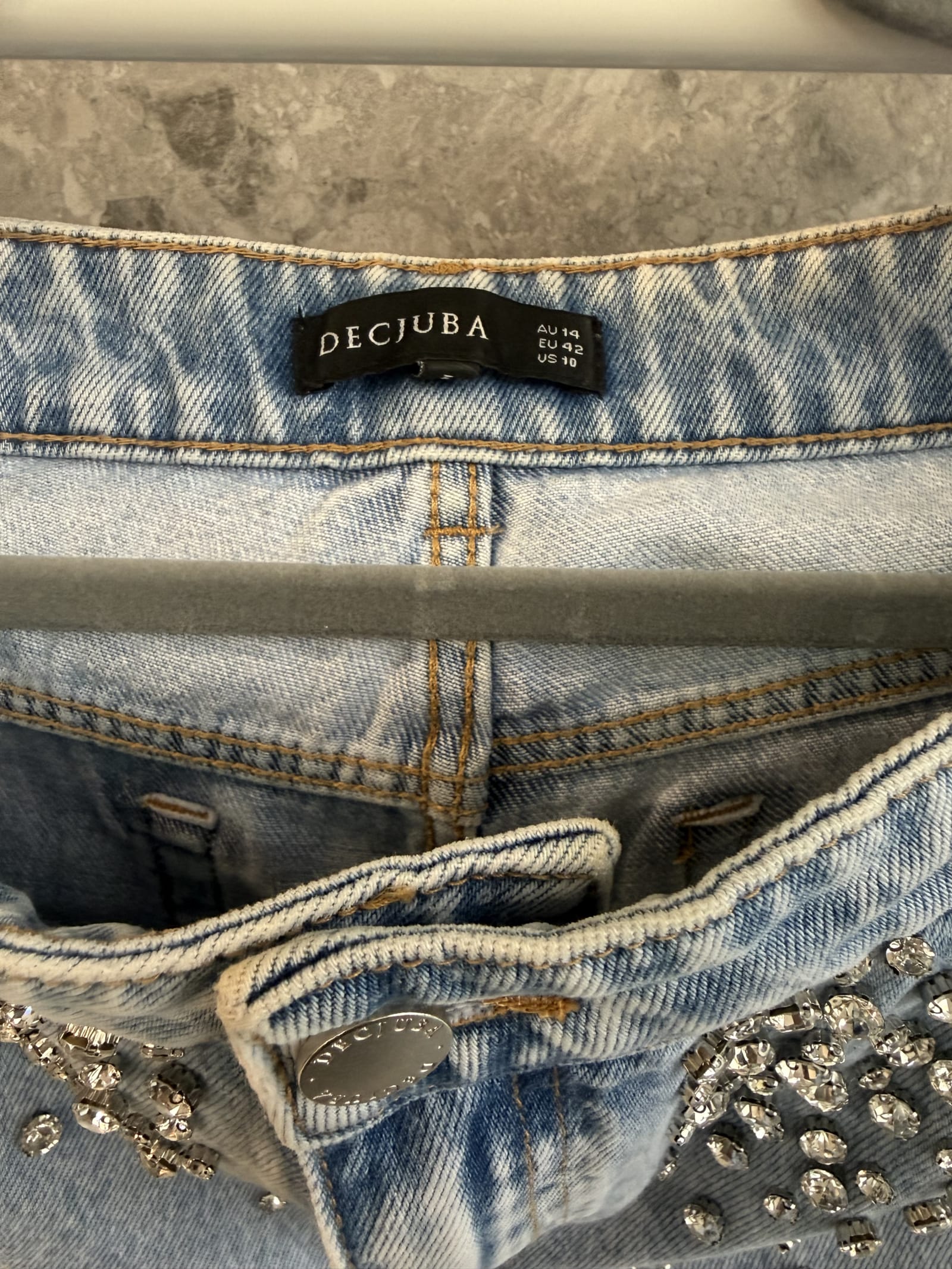 118433
