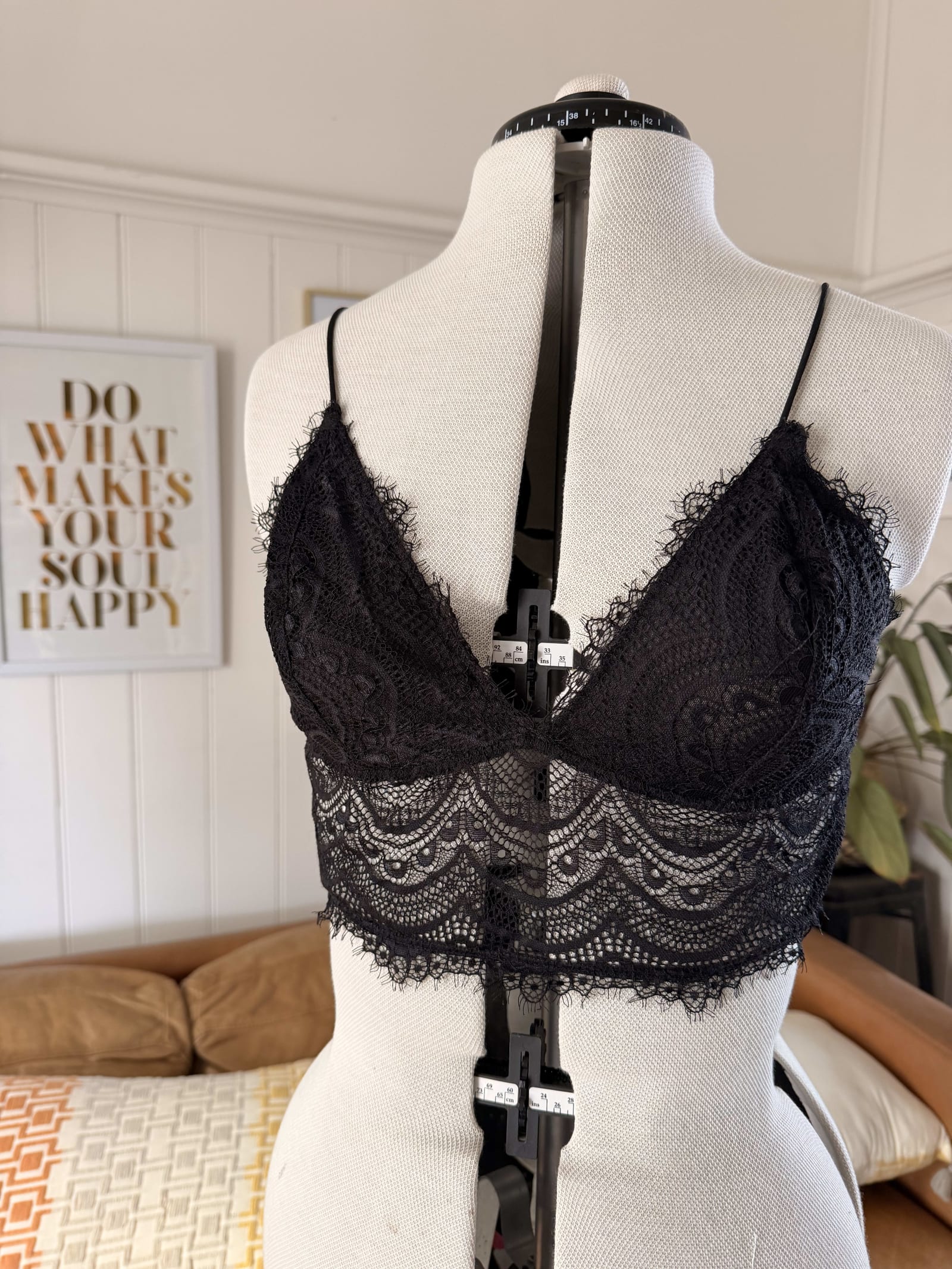 99040