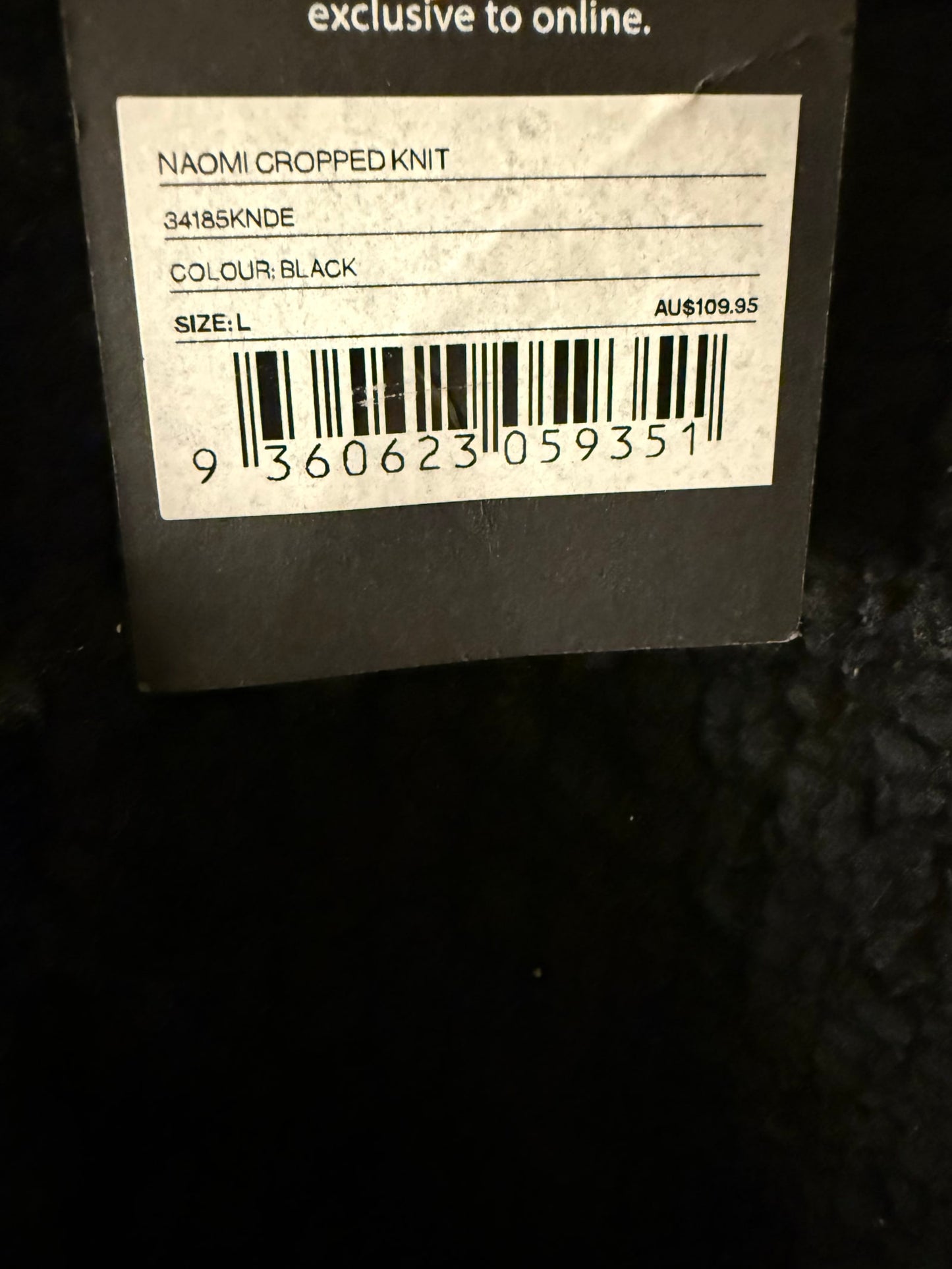 160136