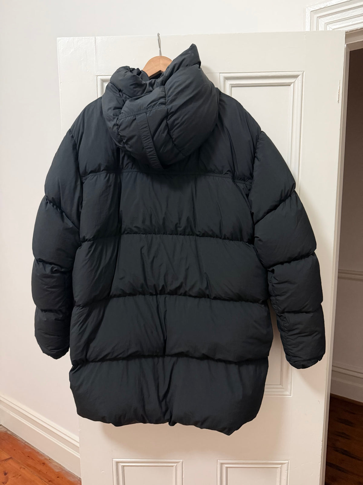 179711