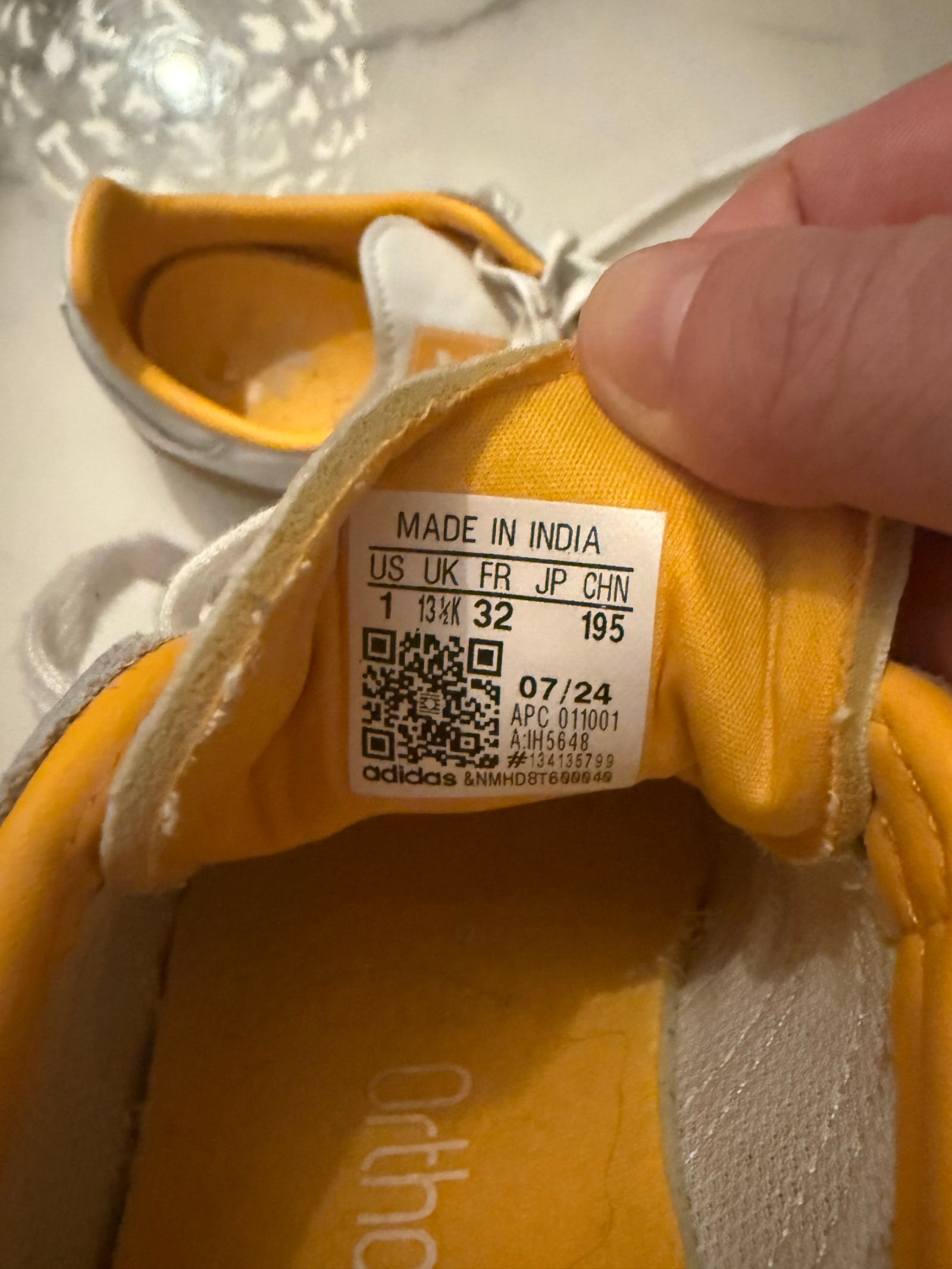 167452