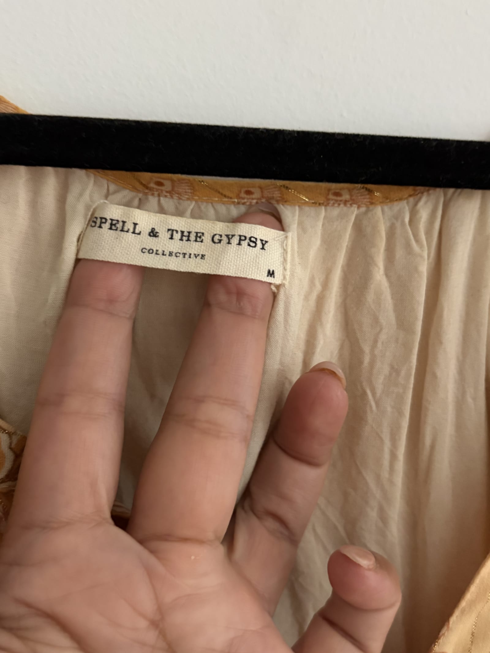 102829