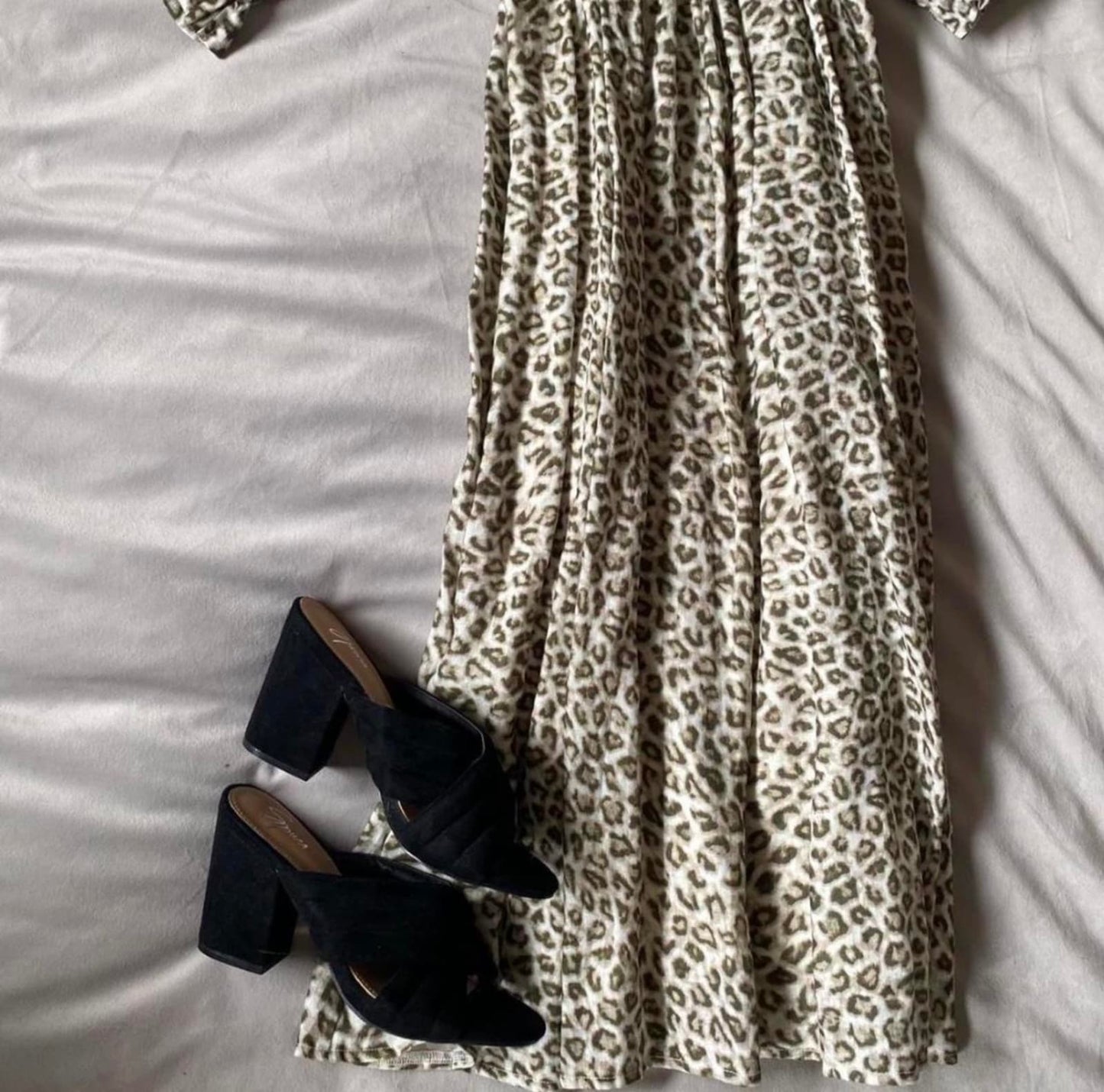 63133