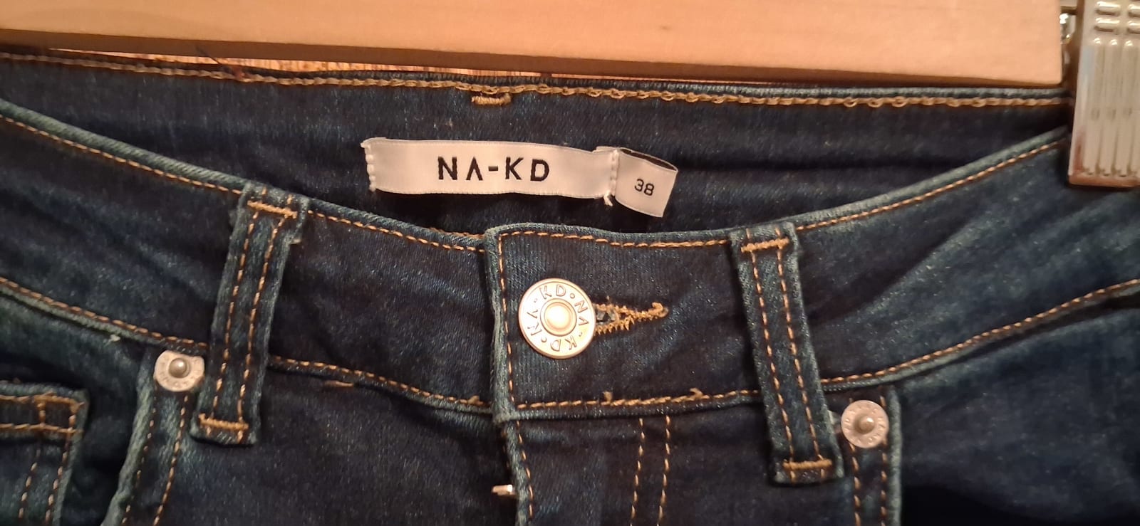 175008