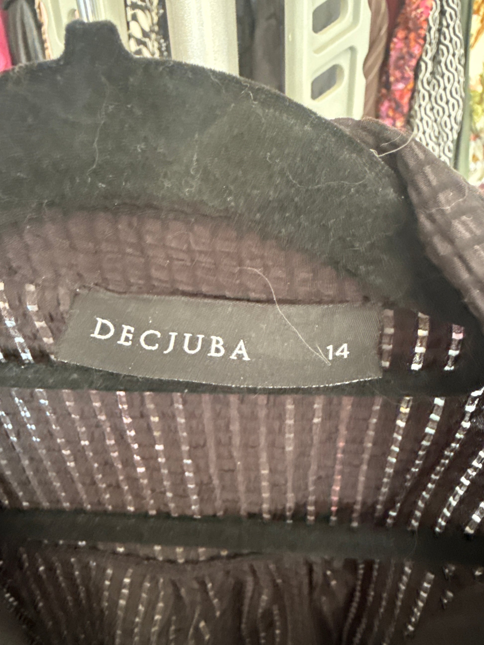 25386