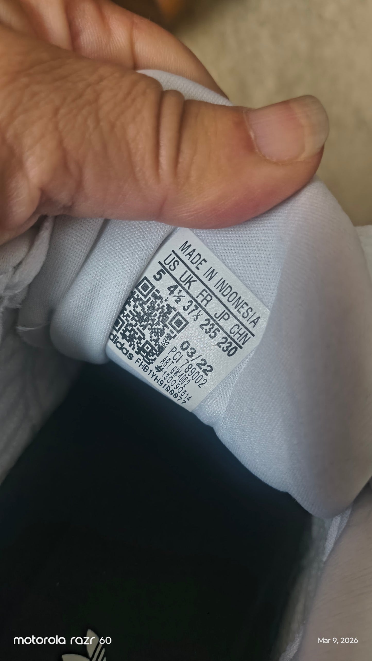 66758