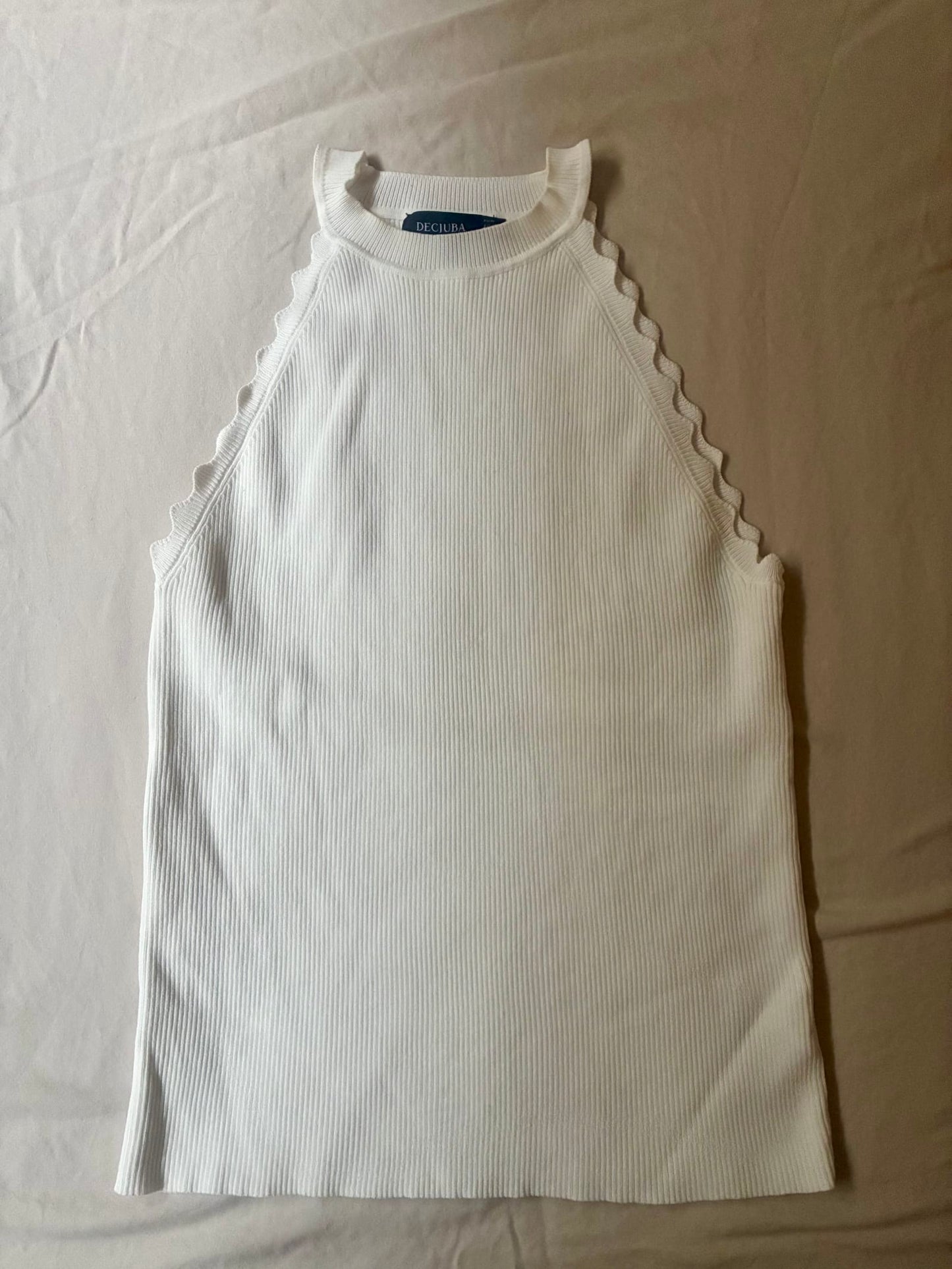 61067