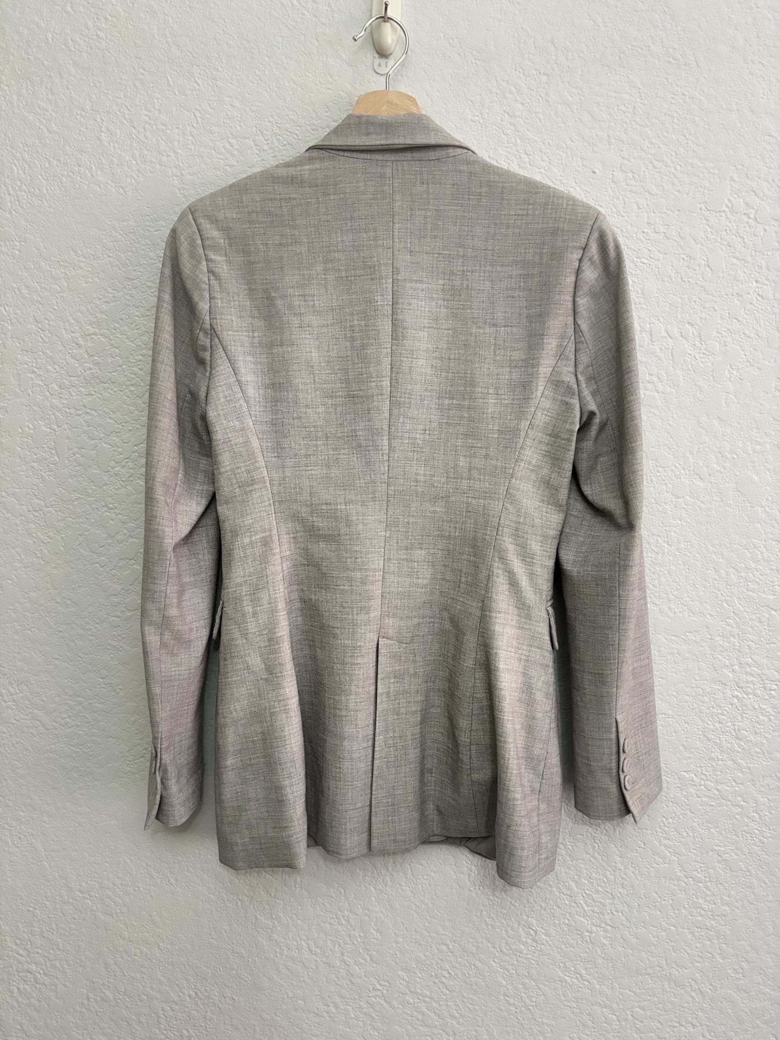 158565