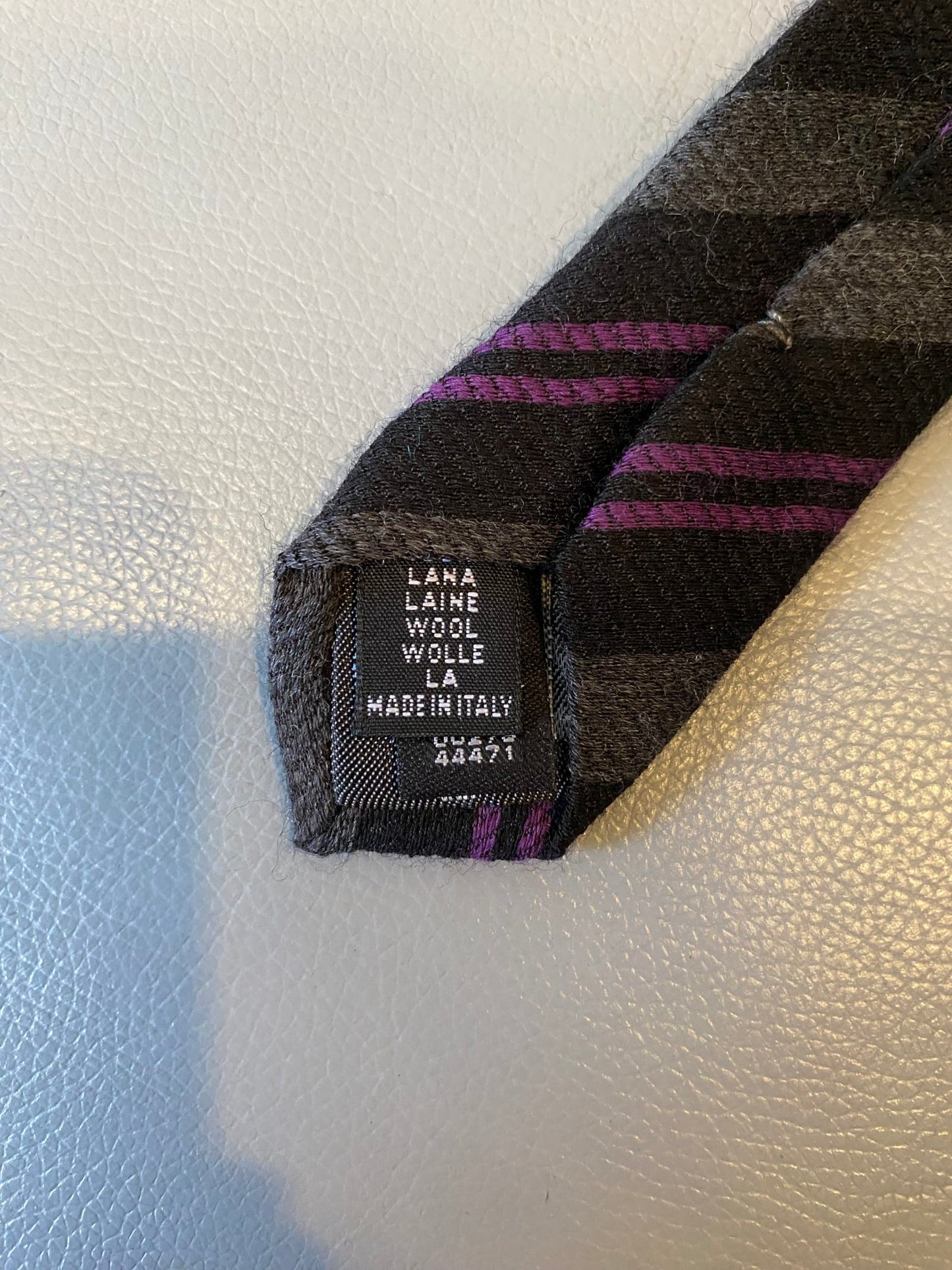 180074