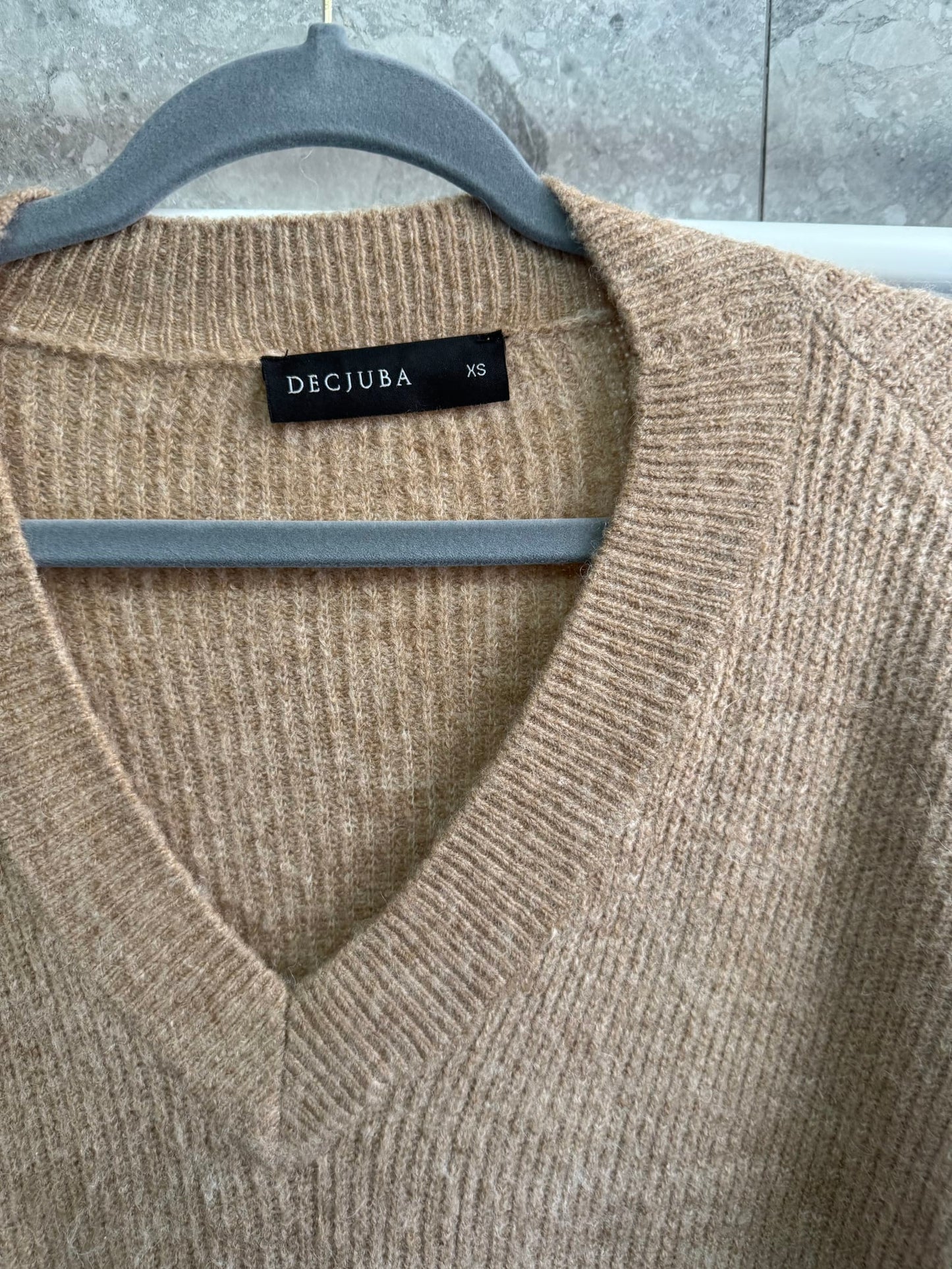 197119