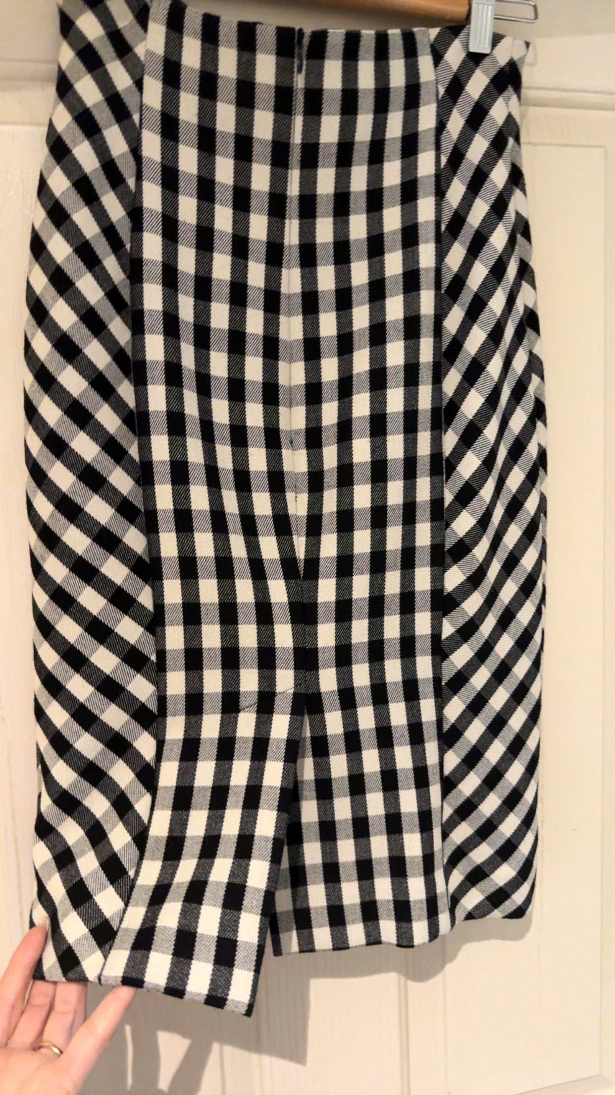 19987