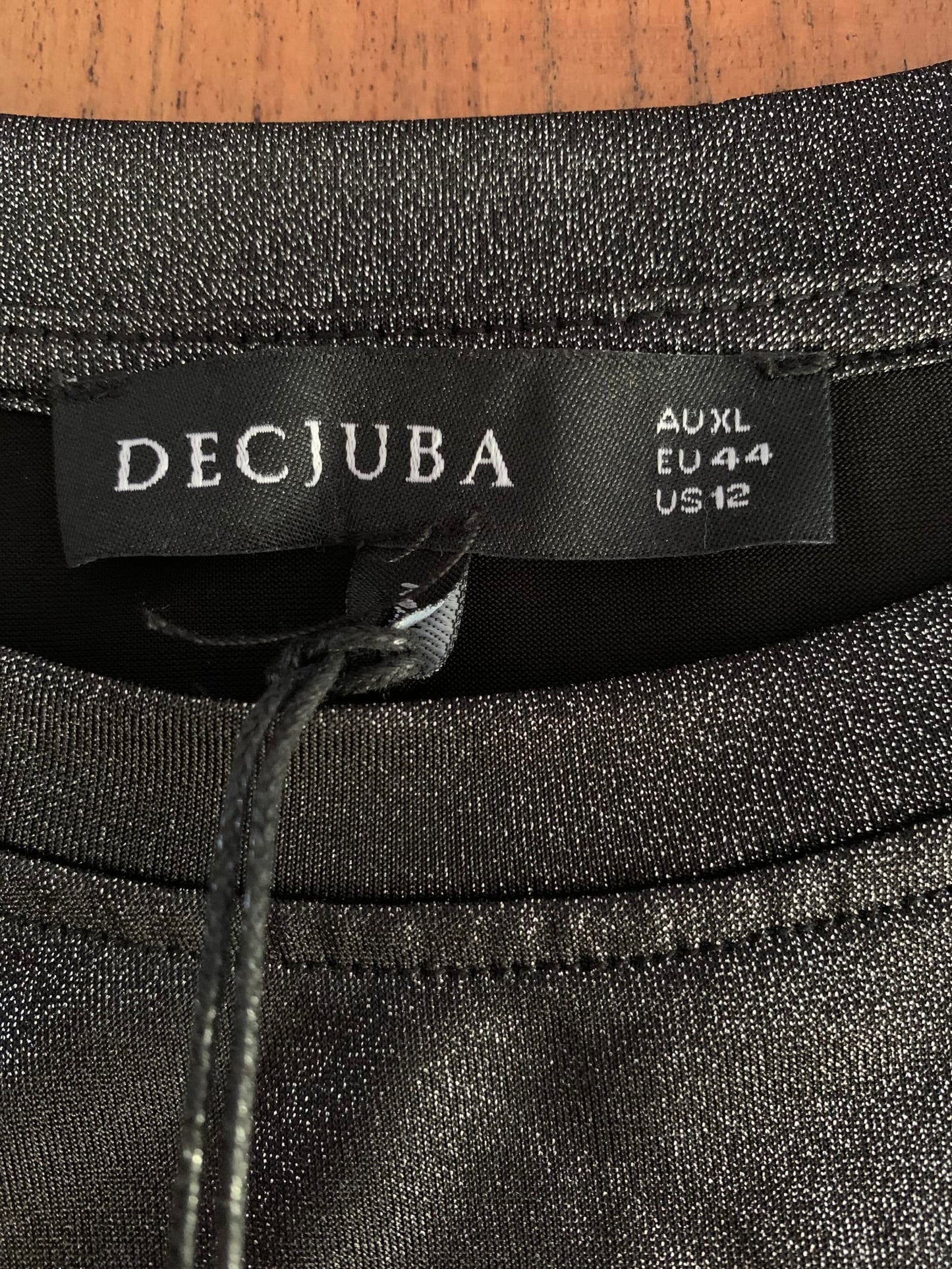 164879
