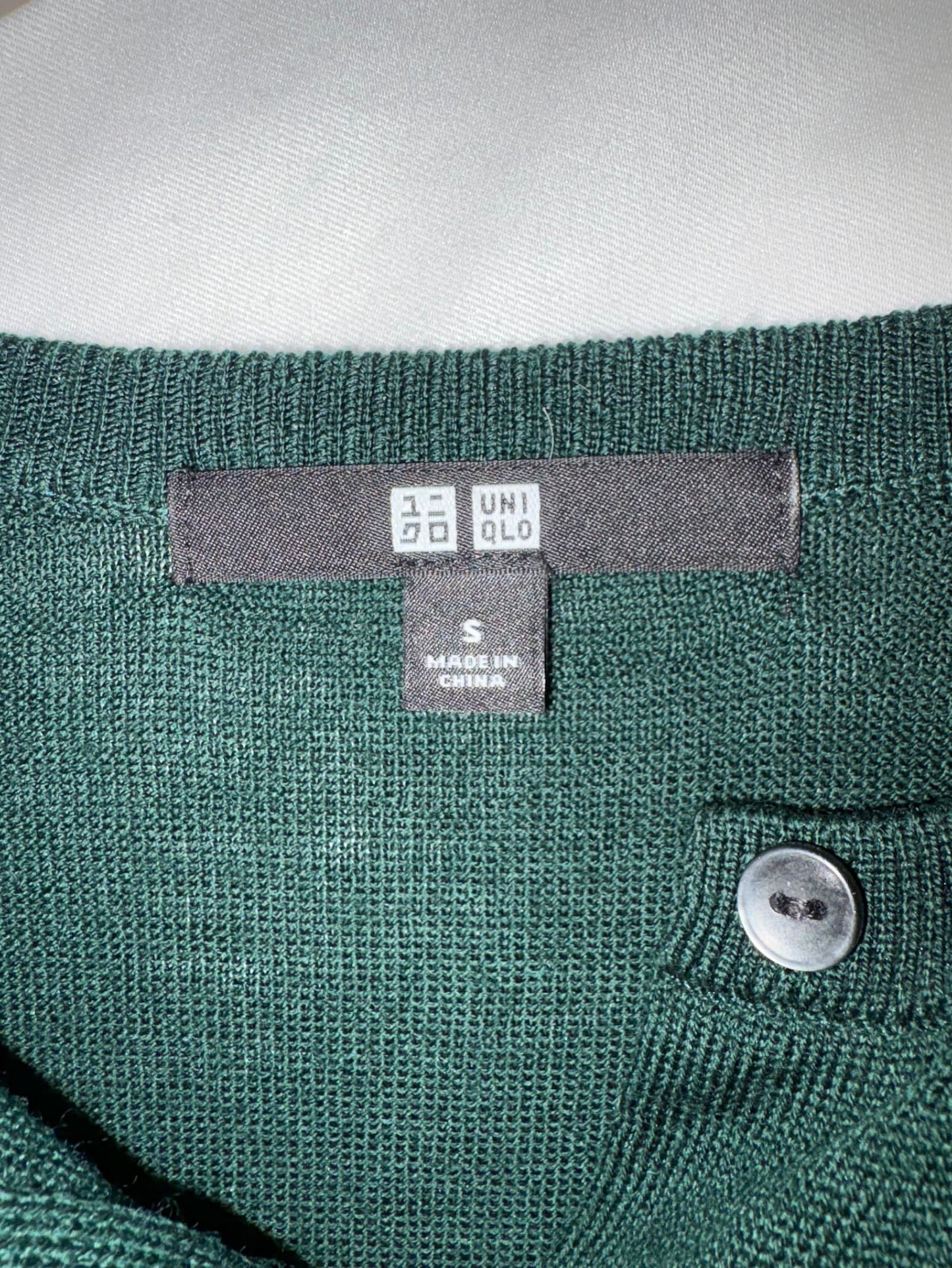 123572