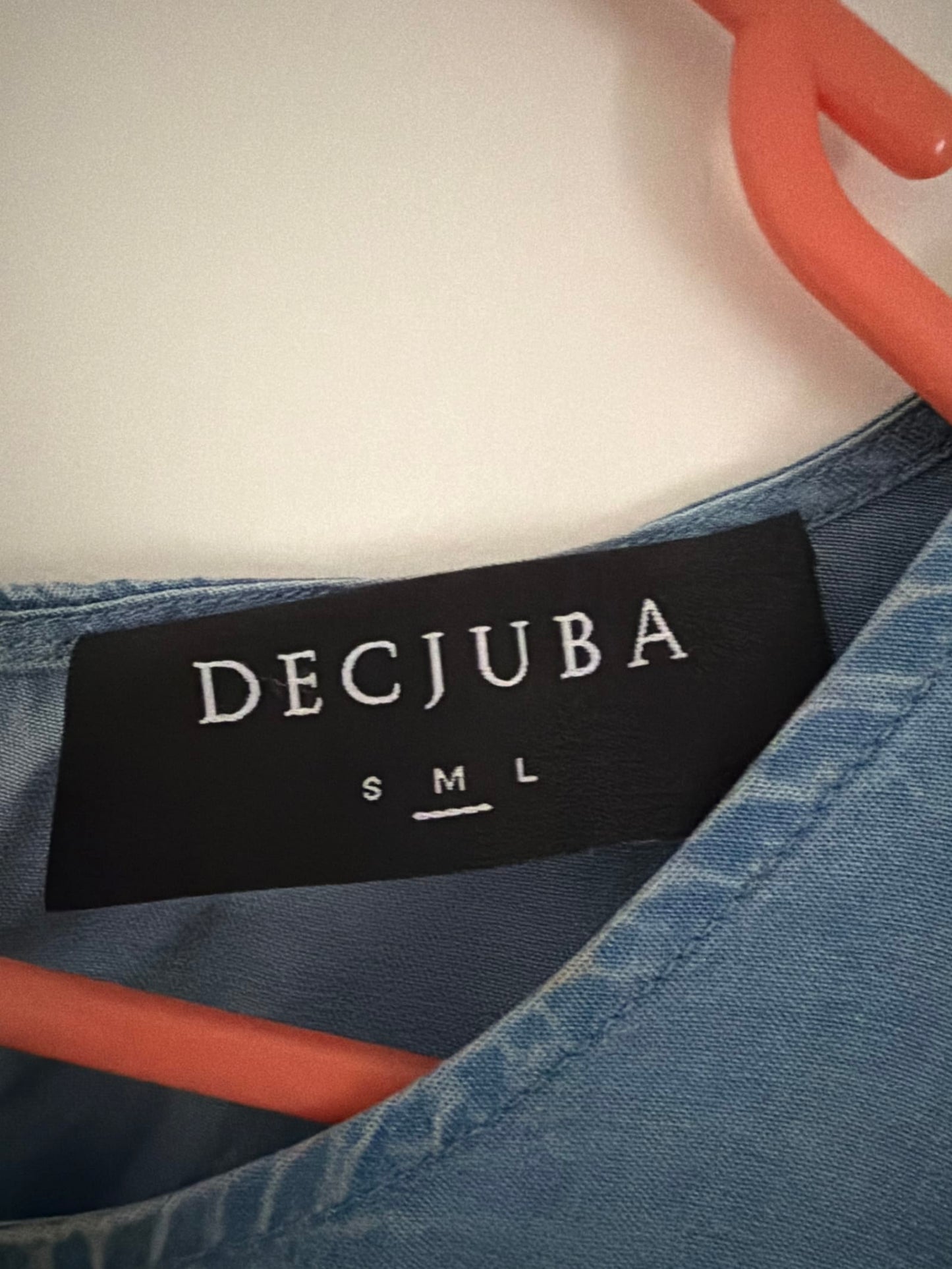 155890