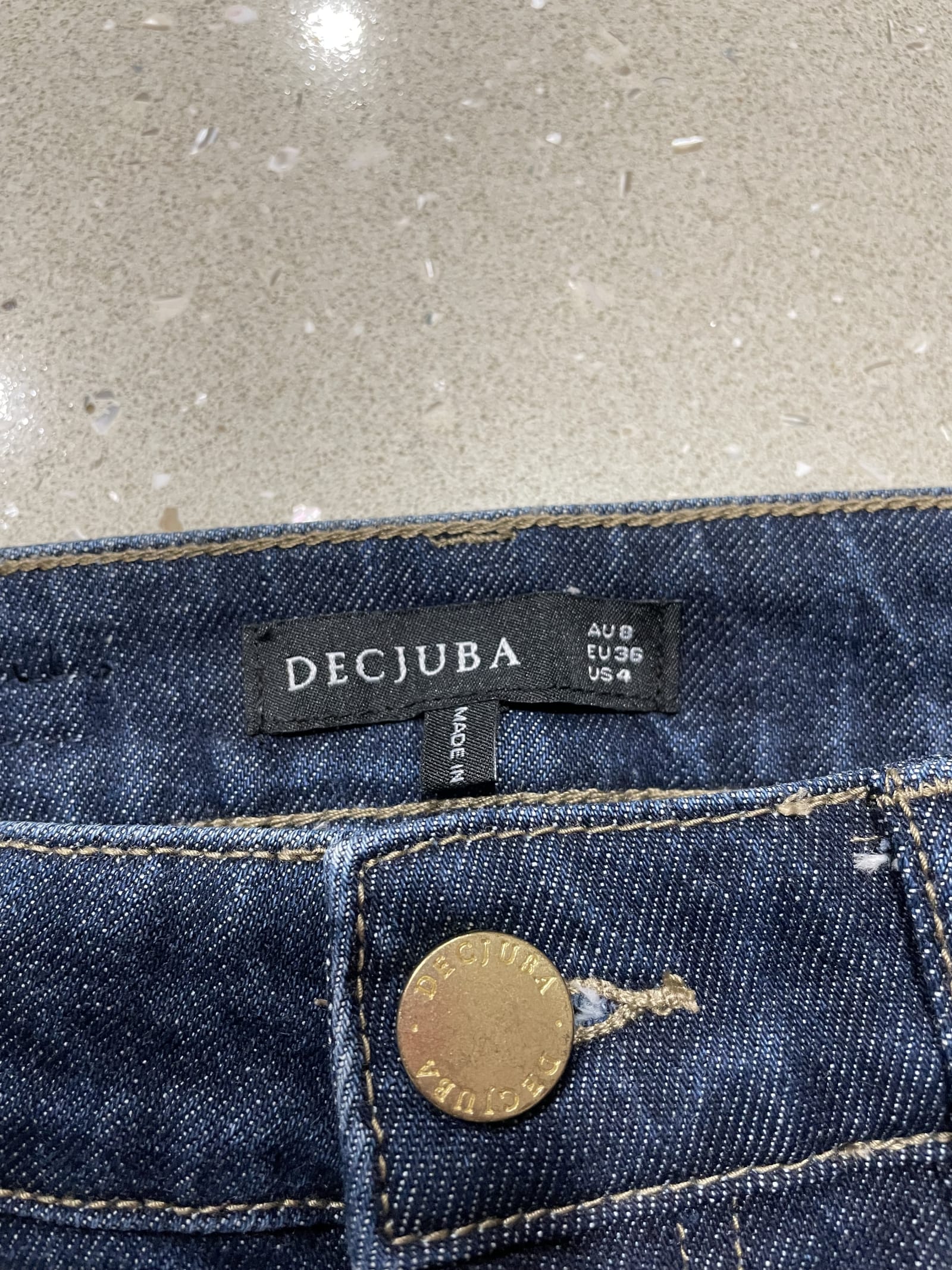 89287