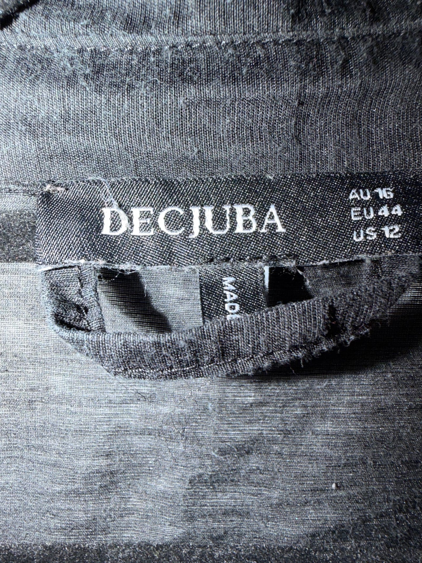 198220