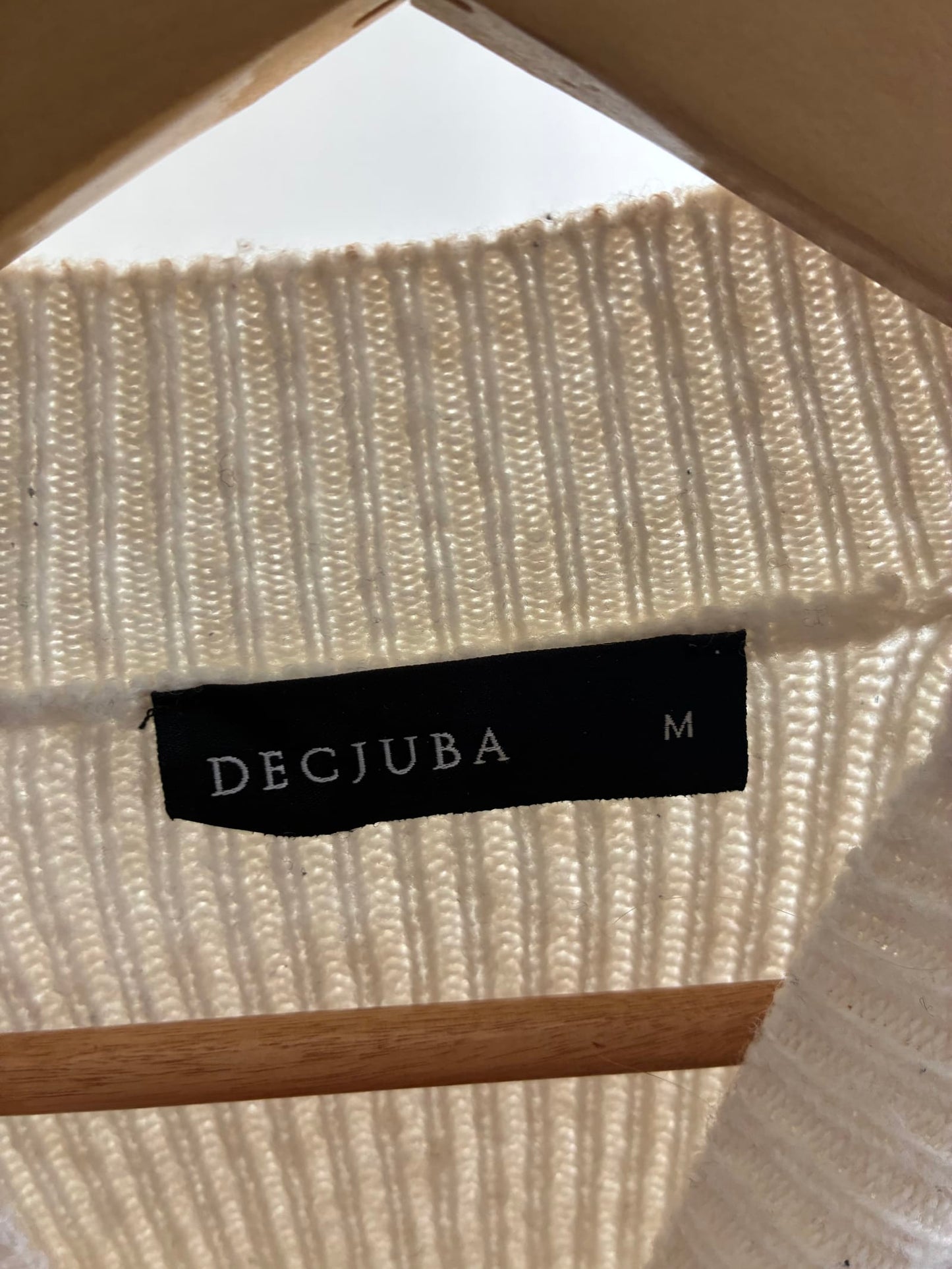 54960