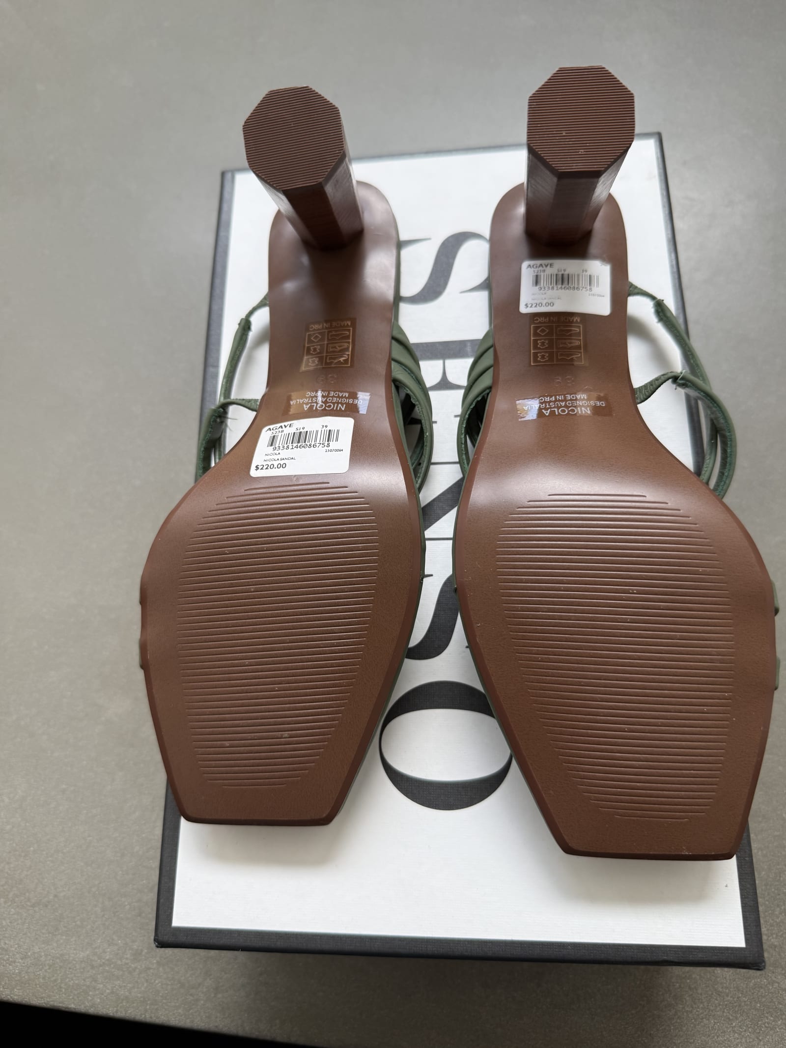 126351